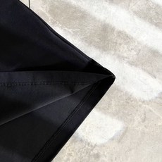 Moncler蒙家 2026春夏最新男女同款👫贸易订单短袖T恤,全品相!!网红款!采用logo图案压胶设 Moncler蒙家 2026春夏最新男女同款👫贸易订单短袖T恤,全品相!!网红款!采用logo图案压胶设