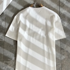 Moncler蒙家 2026春夏最新男女同款👫贸易订单短袖T恤,全品相!!网红款!采用logo图案压胶设 Moncler蒙家 2026春夏最新男女同款👫贸易订单短袖T恤,全品相!!网红款!采用logo图案压胶设
