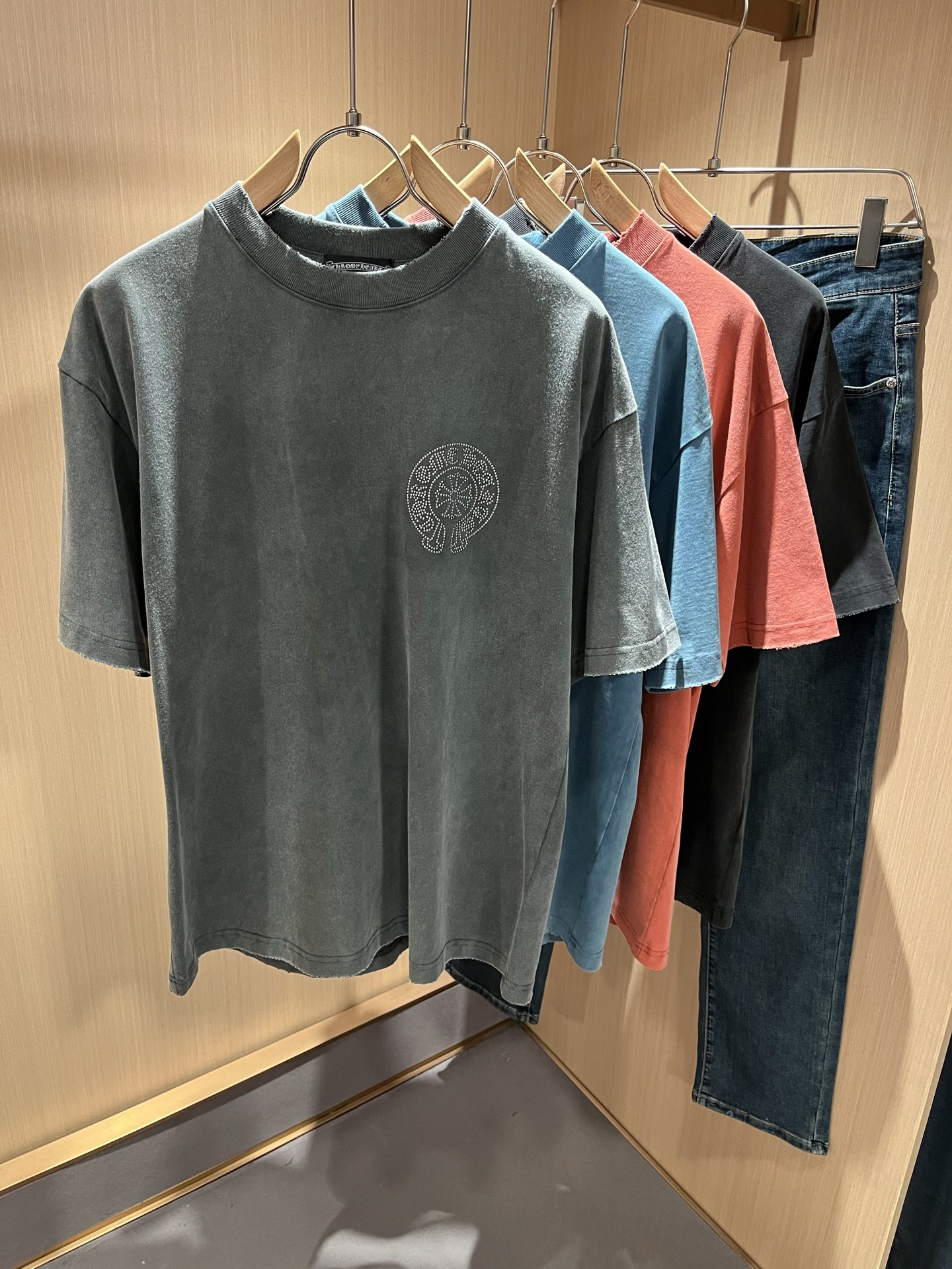 Chrome Hear*s 克*心 2025春夏新品男女同款👫克*心短袖T恤，墙...