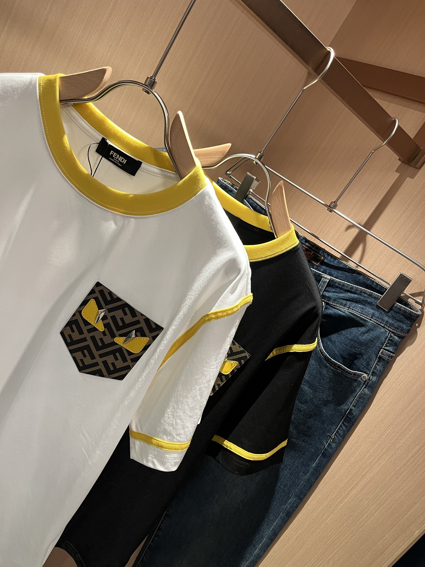 Fendi FD家族 短袖T恤服装,男,女 2
