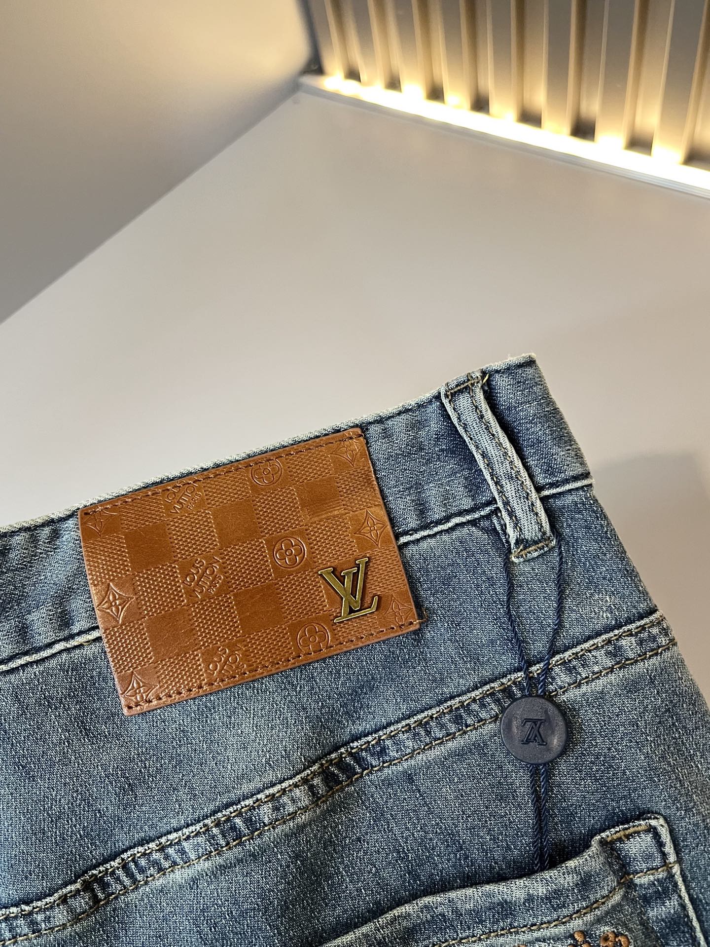 Louis Vuitton 经典仔裤系列 牛仔长裤服装,男 9