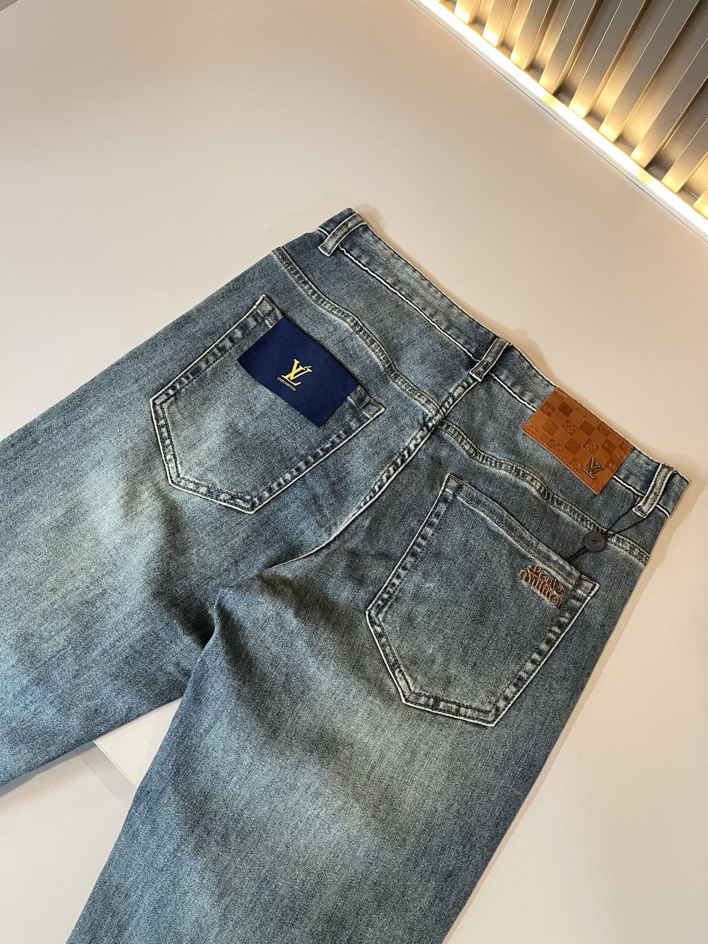 Louis Vuitton 经典仔裤系列 牛仔长裤服装,男 8