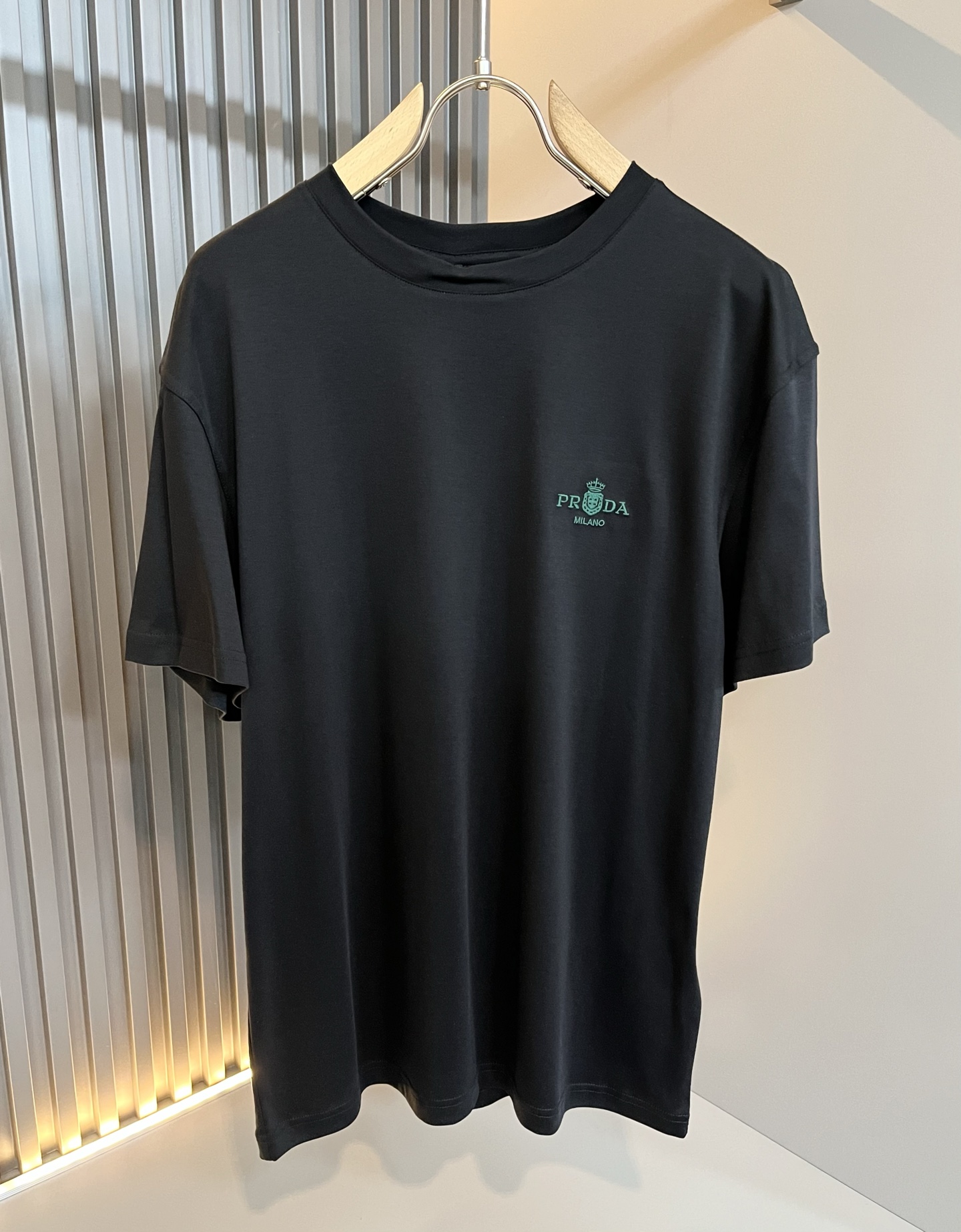 Prada  短袖T恤服装 2