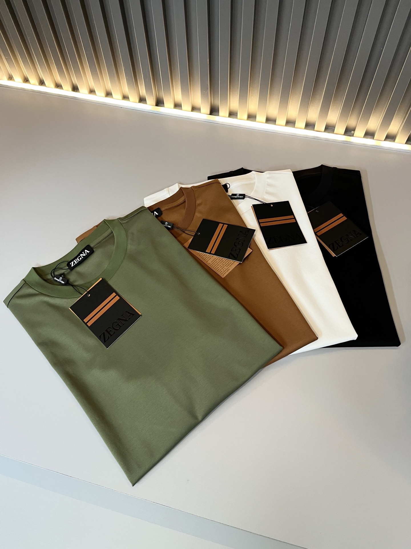 Ermenegildo Zeg*a杰*亚 2025春夏新品男士短袖休闲短袖T恤，外...