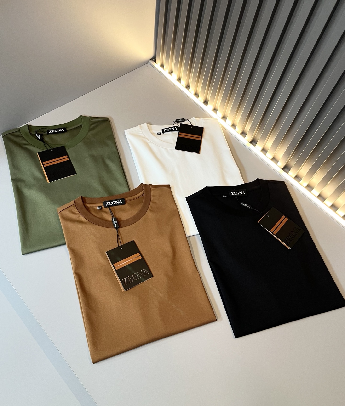 Ermenegildo Zeg*a杰*亚 2025春夏新品男士短袖休闲短袖T恤，外...