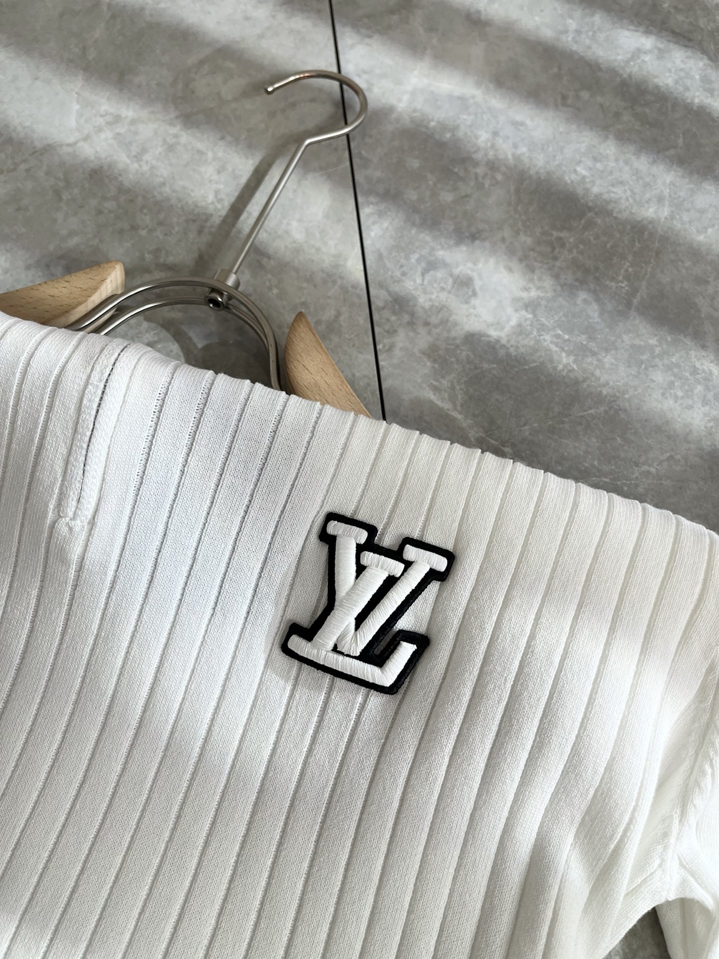 Louis Vuitton 路易家族 针织短袖服装 8