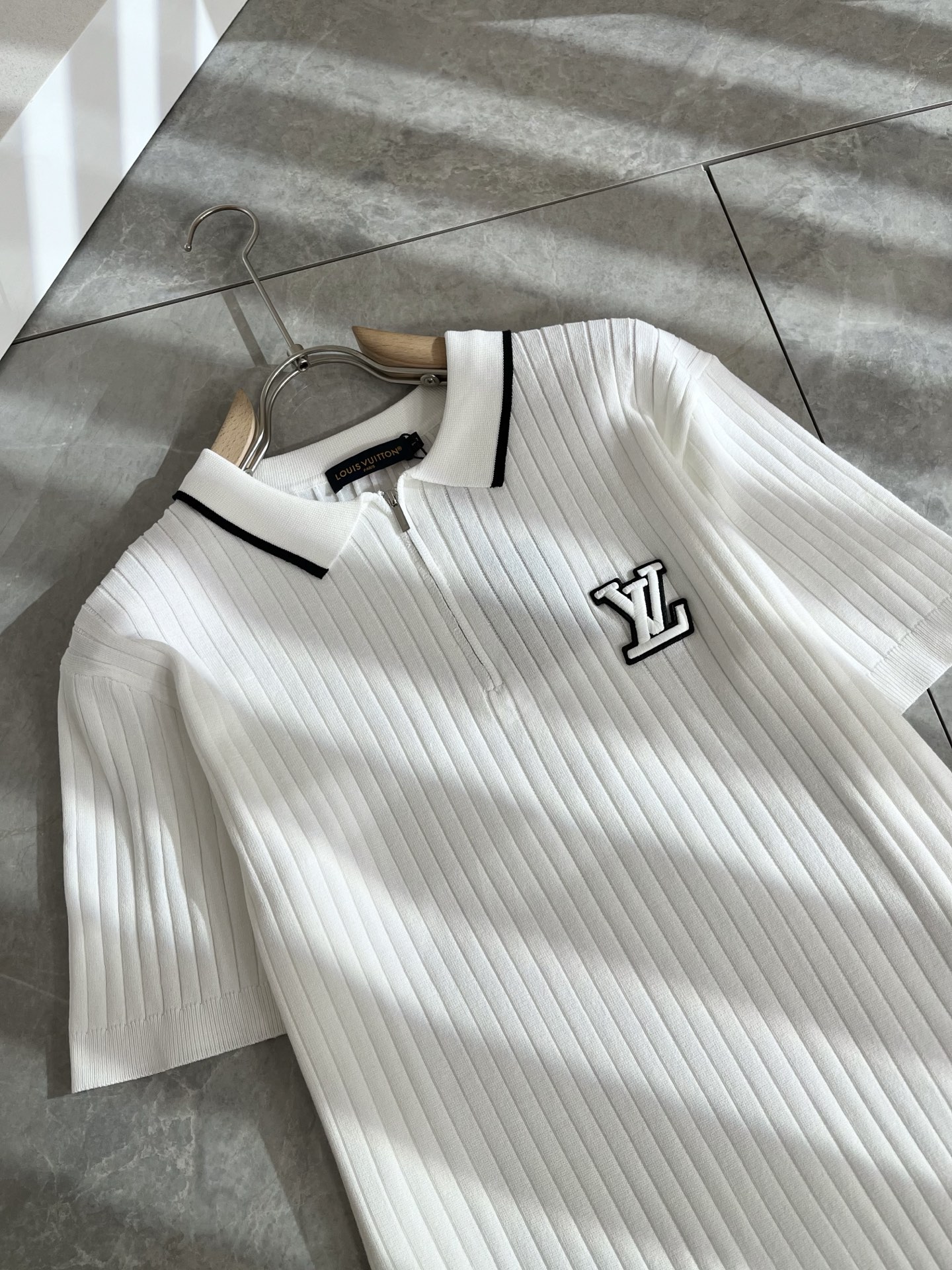Louis Vuitton 路易家族 针织短袖服装 5