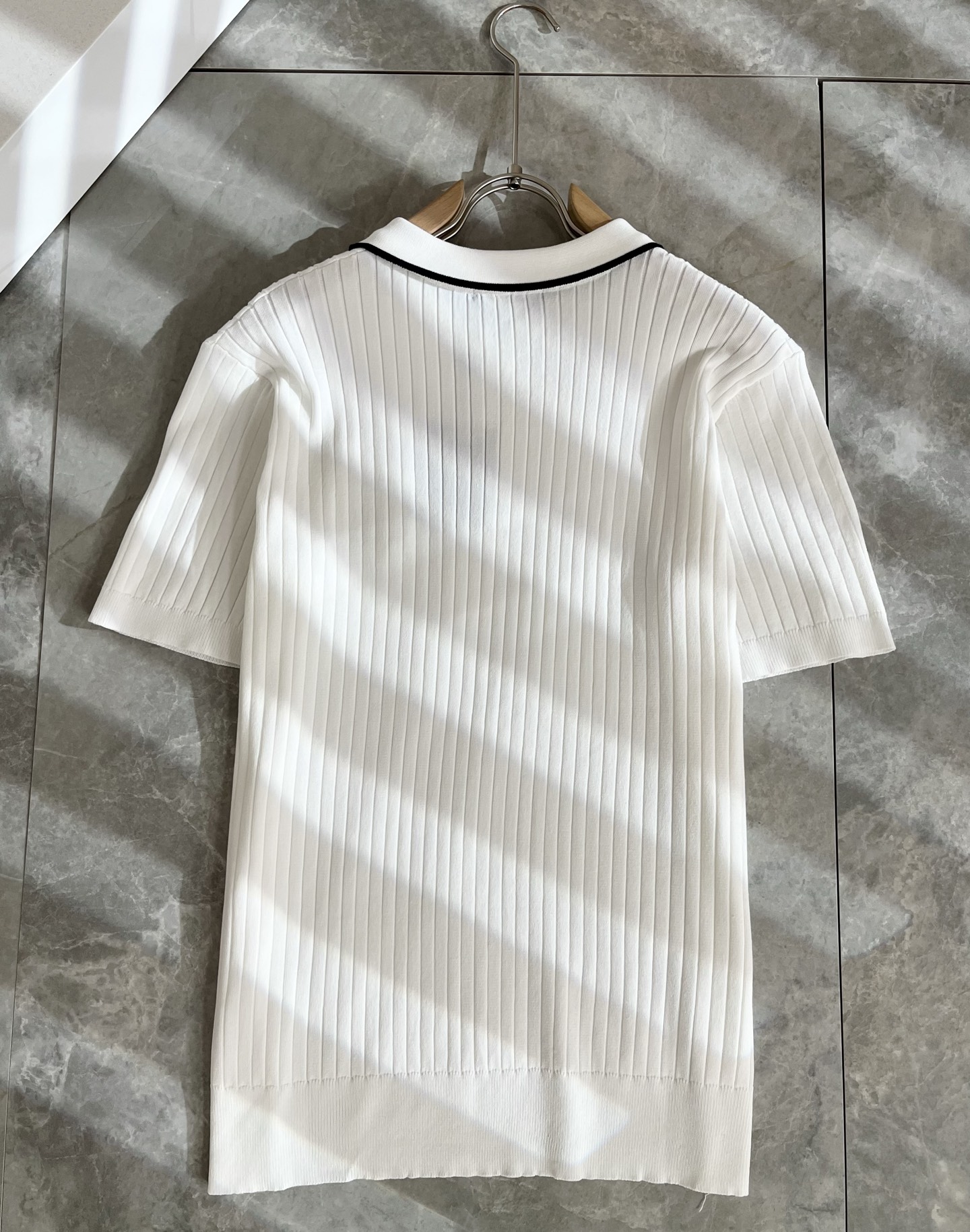 Louis Vuitton 路易家族 针织短袖服装 4