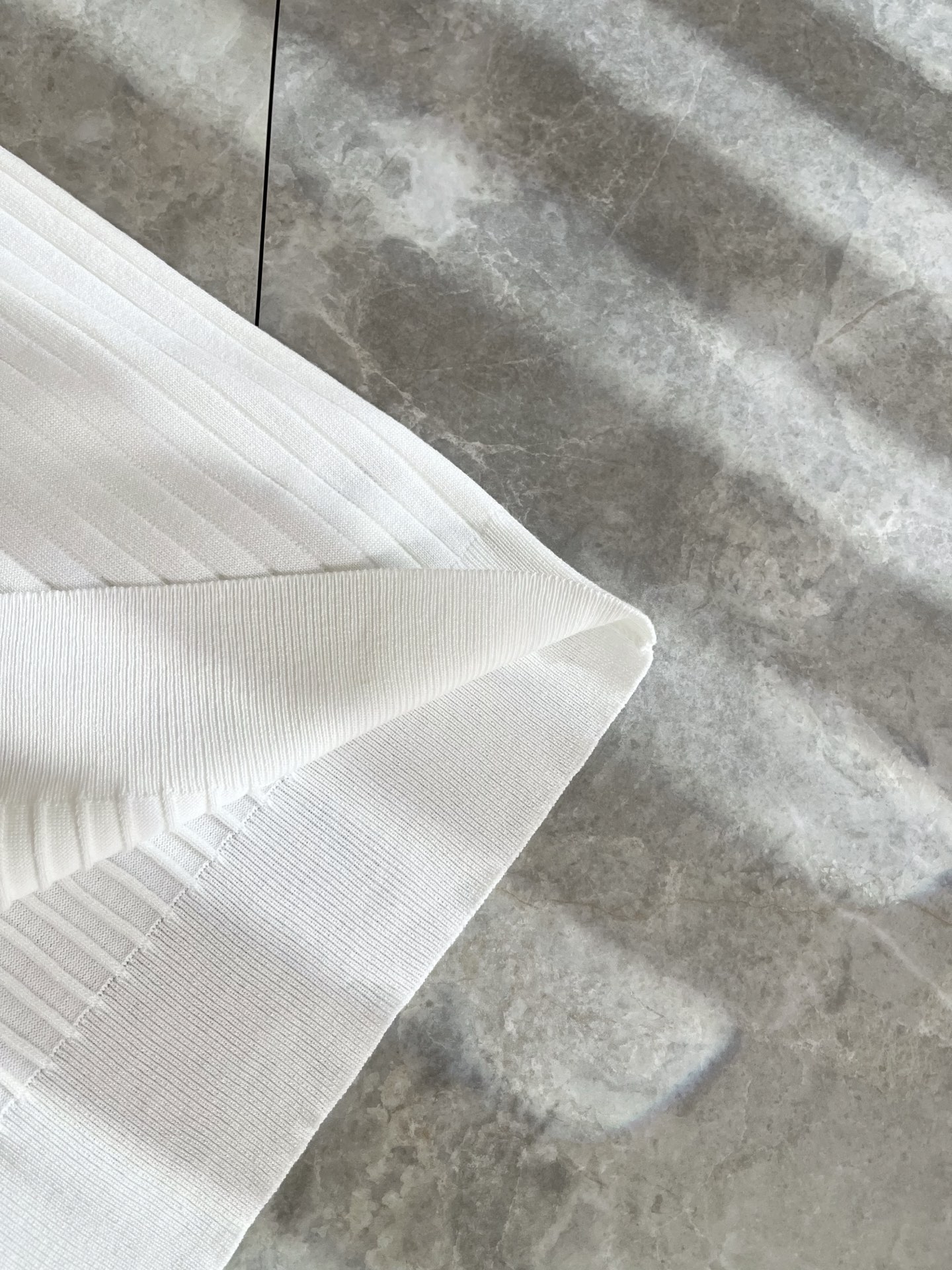 Louis Vuitton 路易家族 针织短袖服装 9