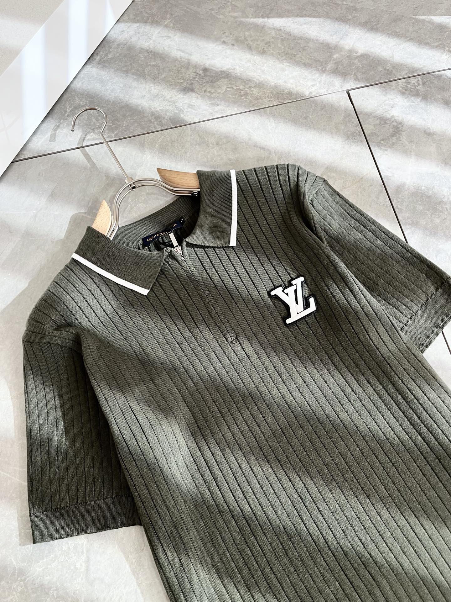 Louis Vuitton 路易家族 针织短袖服装 5
