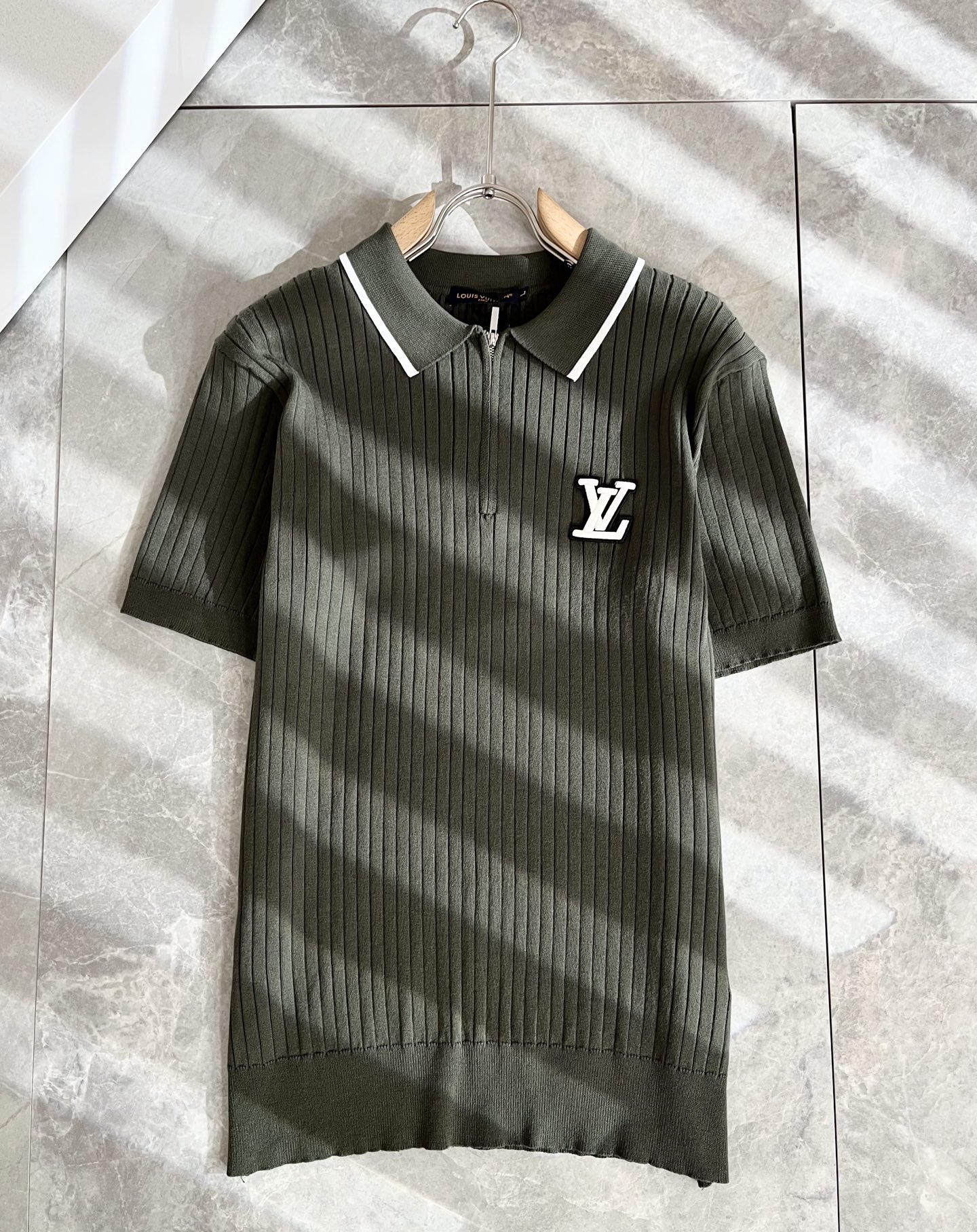 Louis Vuitton 路易家族 针织短袖服装 2