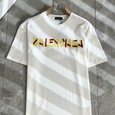 BALENCIA*巴黎*家 2026春夏新款男女同情侣款👫休闲宽松棉质圆领短袖T恤衫!贸易公司渠道稀出, BALENCIA*巴黎*家 2026春夏新款男女同情侣款👫休闲宽松棉质圆领短袖T恤衫!贸易公司渠道稀出,
