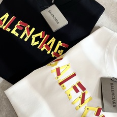BALENCIA*巴黎*家 2026春夏新款男女同情侣款👫休闲宽松棉质圆领短袖T恤衫!贸易公司渠道稀出, BALENCIA*巴黎*家 2026春夏新款男女同情侣款👫休闲宽松棉质圆领短袖T恤衫!贸易公司渠道稀出,