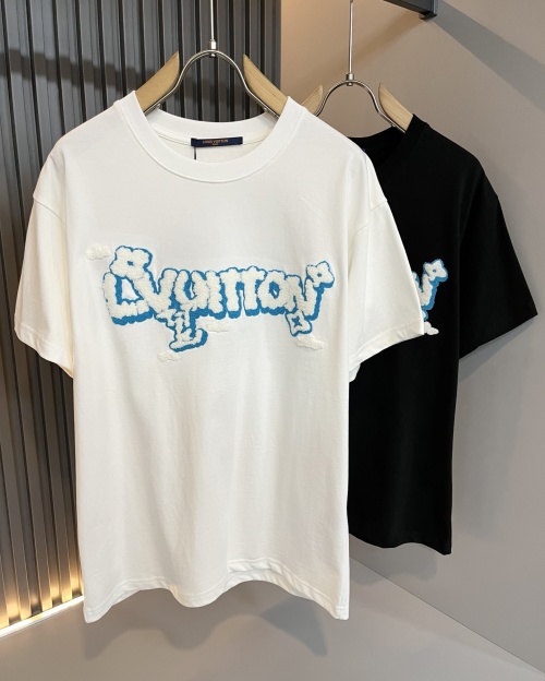 Louis Vuitton T-shirt met Logo Borduurwerk - Stijlvol en Comfortabel Katoen 1 Louis Vuitton T-shirt met Logo Borduurwerk - Stijlvol en Comfortabel Katoen