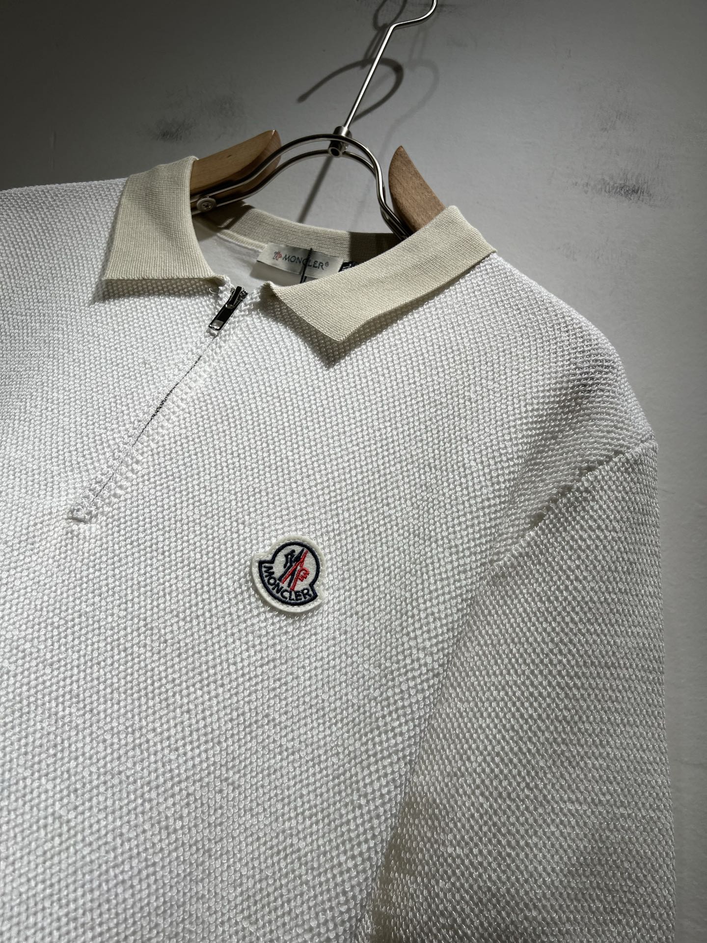 Moncler  T恤moncler,服装 8