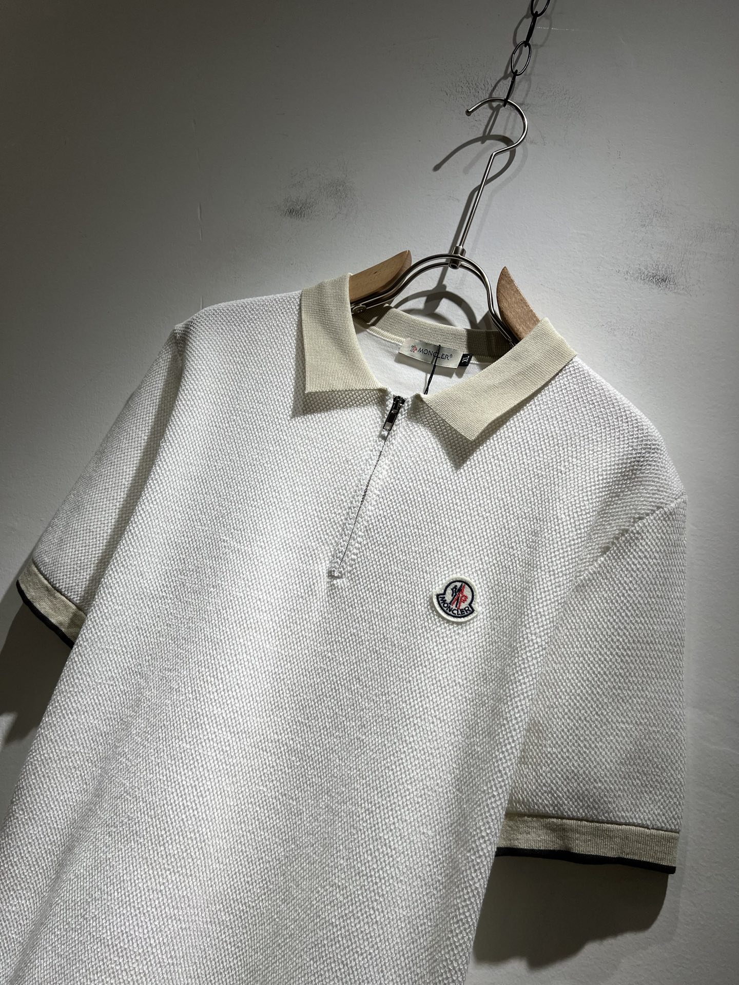 Moncler  T恤moncler,服装 3
