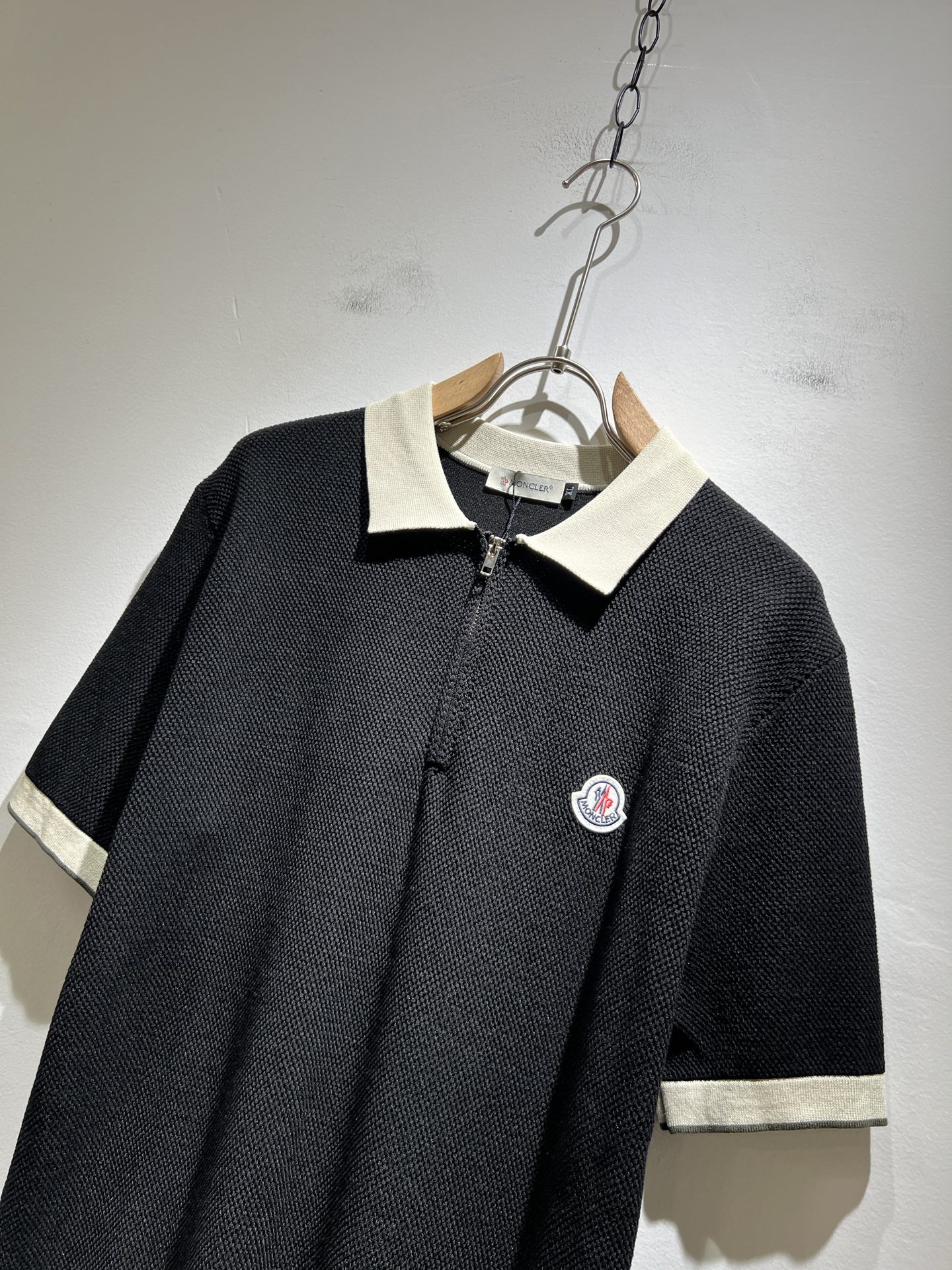 Moncler  T恤moncler,服装 3
