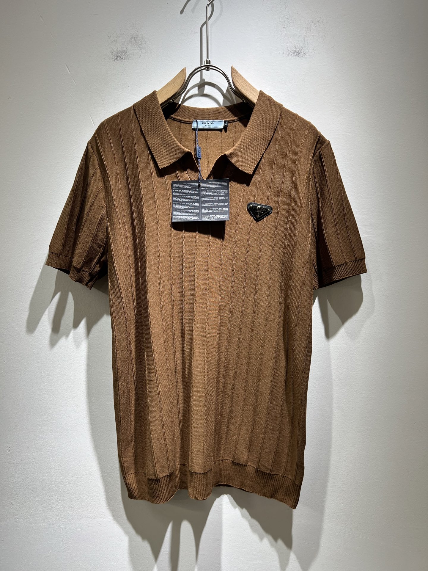 PRAD*A普*达2025早春新款男士翻领短袖针织短袖T恤，最新款...