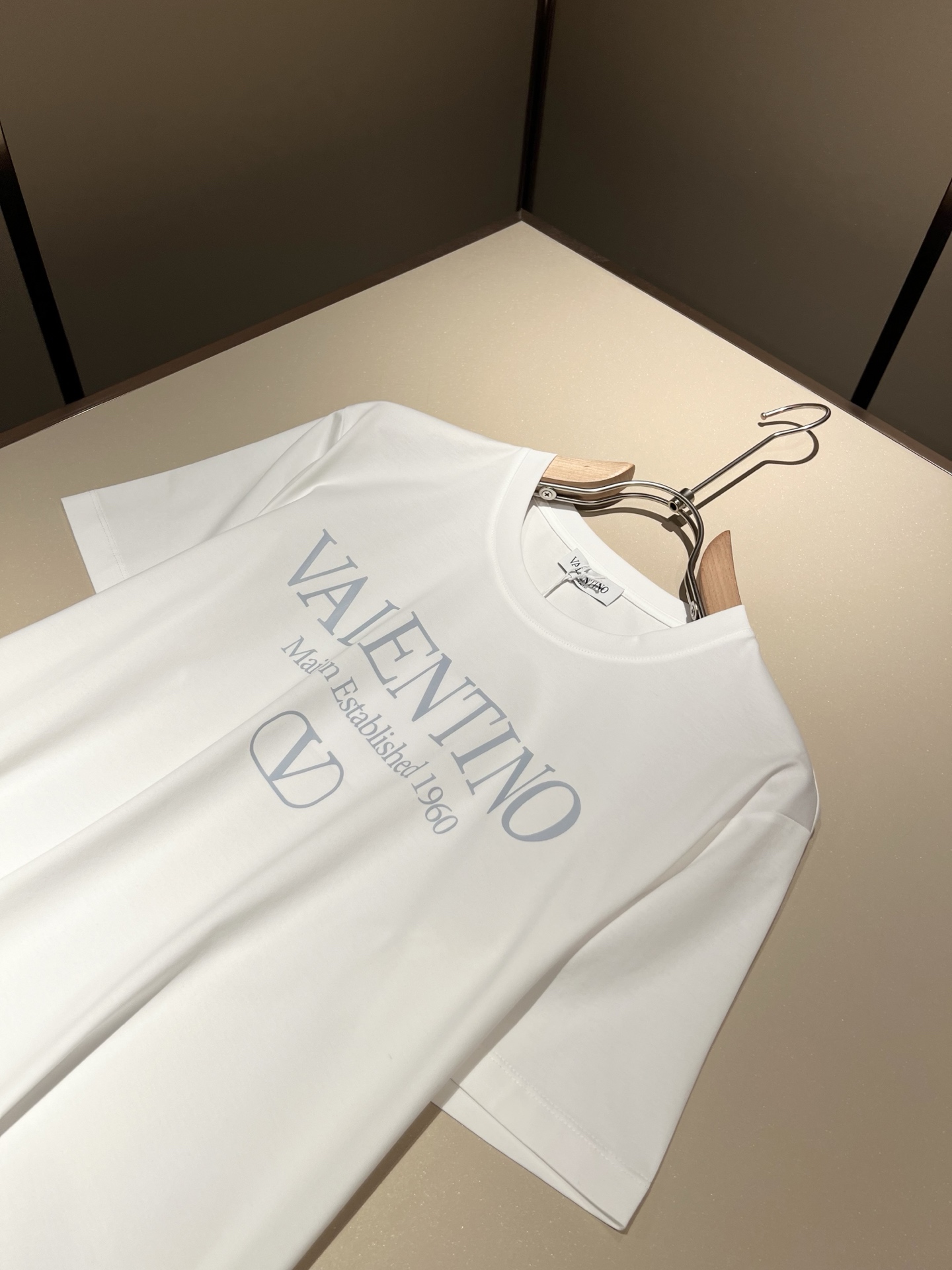 VALENTINO  短袖T恤衫服装,男,女 5