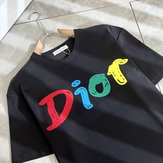 Dio*迪家 2026春夏新款男女同款👫短袖T恤,专柜同步发售!定制专属260克纯棉面料,定制原版工艺螺 Dio*迪家 2026春夏新款男女同款👫短袖T恤,专柜同步发售!定制专属260克纯棉面料,定制原版工艺螺