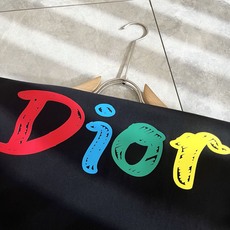 Dio*迪家 2026春夏新款男女同款👫短袖T恤,专柜同步发售!定制专属260克纯棉面料,定制原版工艺螺 Dio*迪家 2026春夏新款男女同款👫短袖T恤,专柜同步发售!定制专属260克纯棉面料,定制原版工艺螺