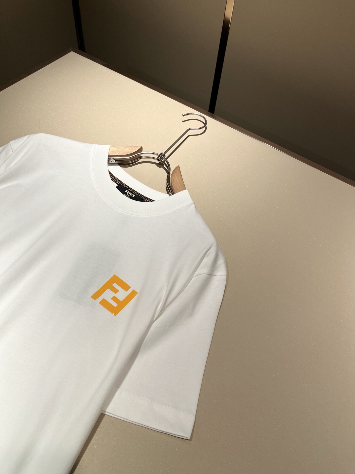 Fendi FD家族 短袖T恤服装,男,女 6