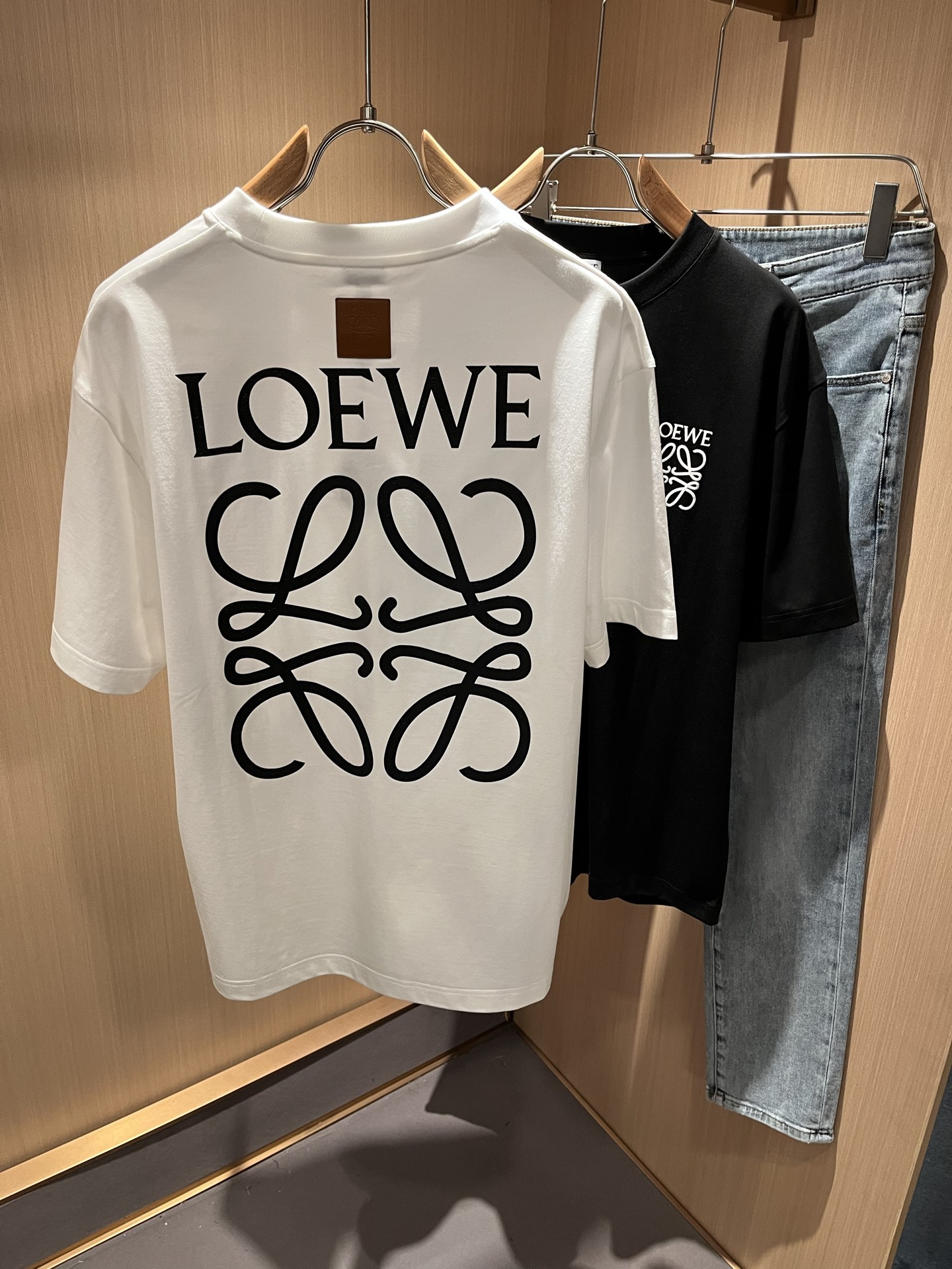 LOEWE  T恤服装,男,女 3
