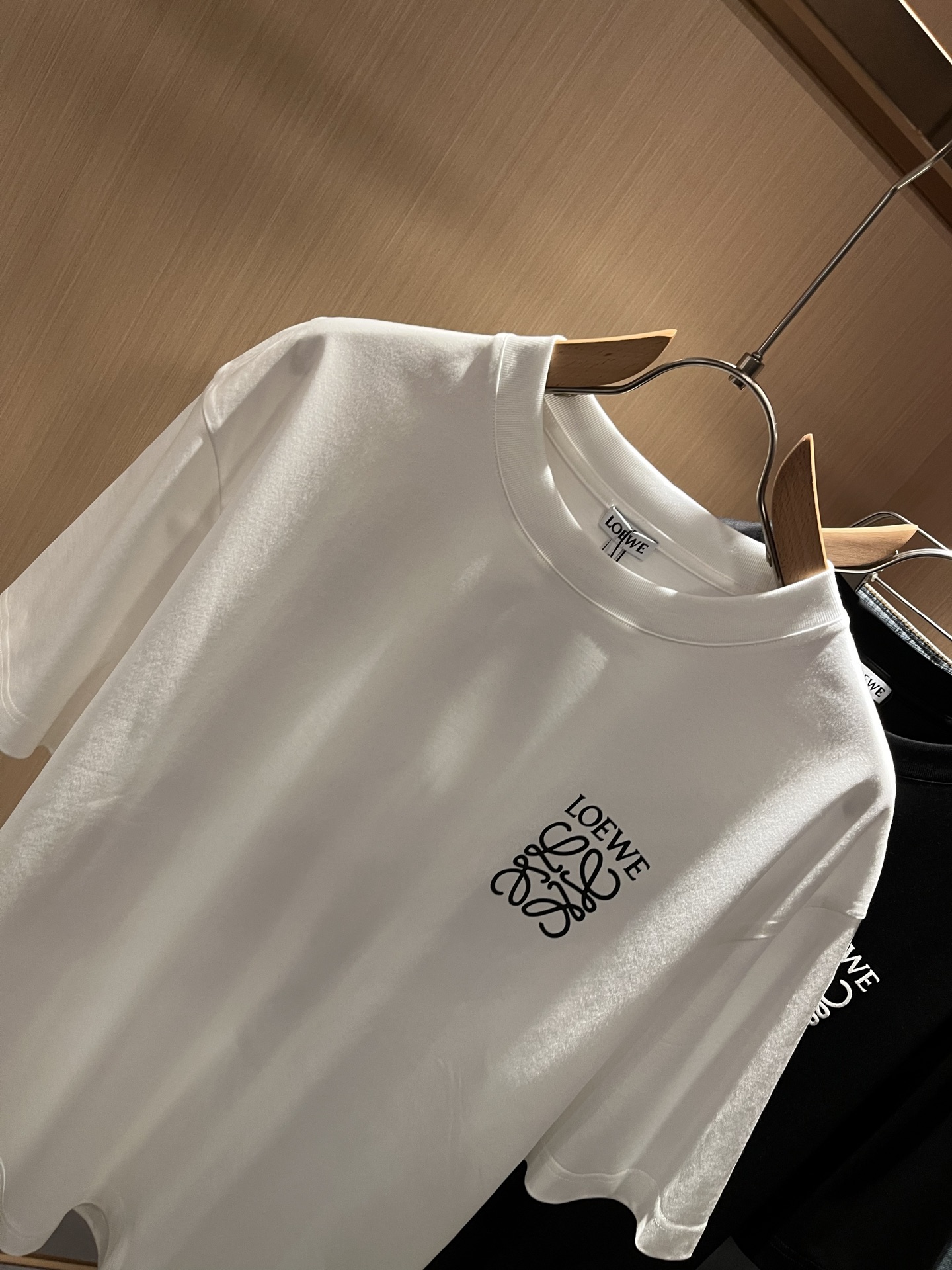 LOEWE  T恤服装,男,女 4