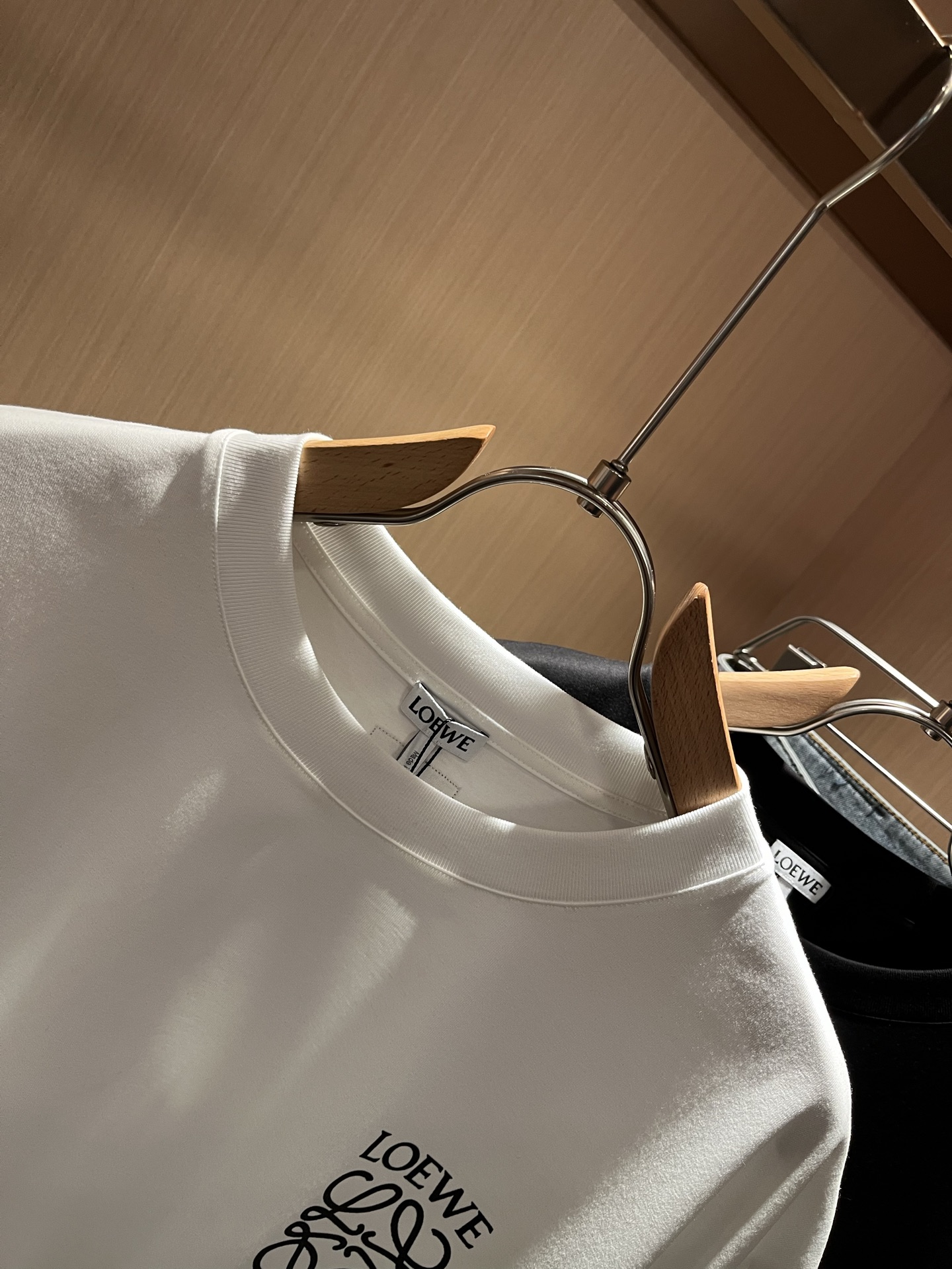 LOEWE  T恤服装,男,女 5