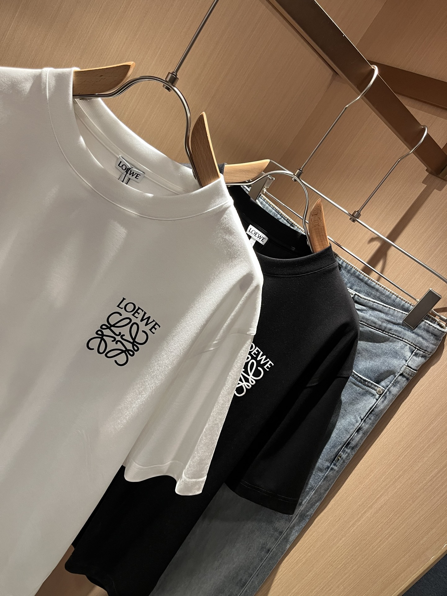 LOEWE  T恤服装,男,女 2