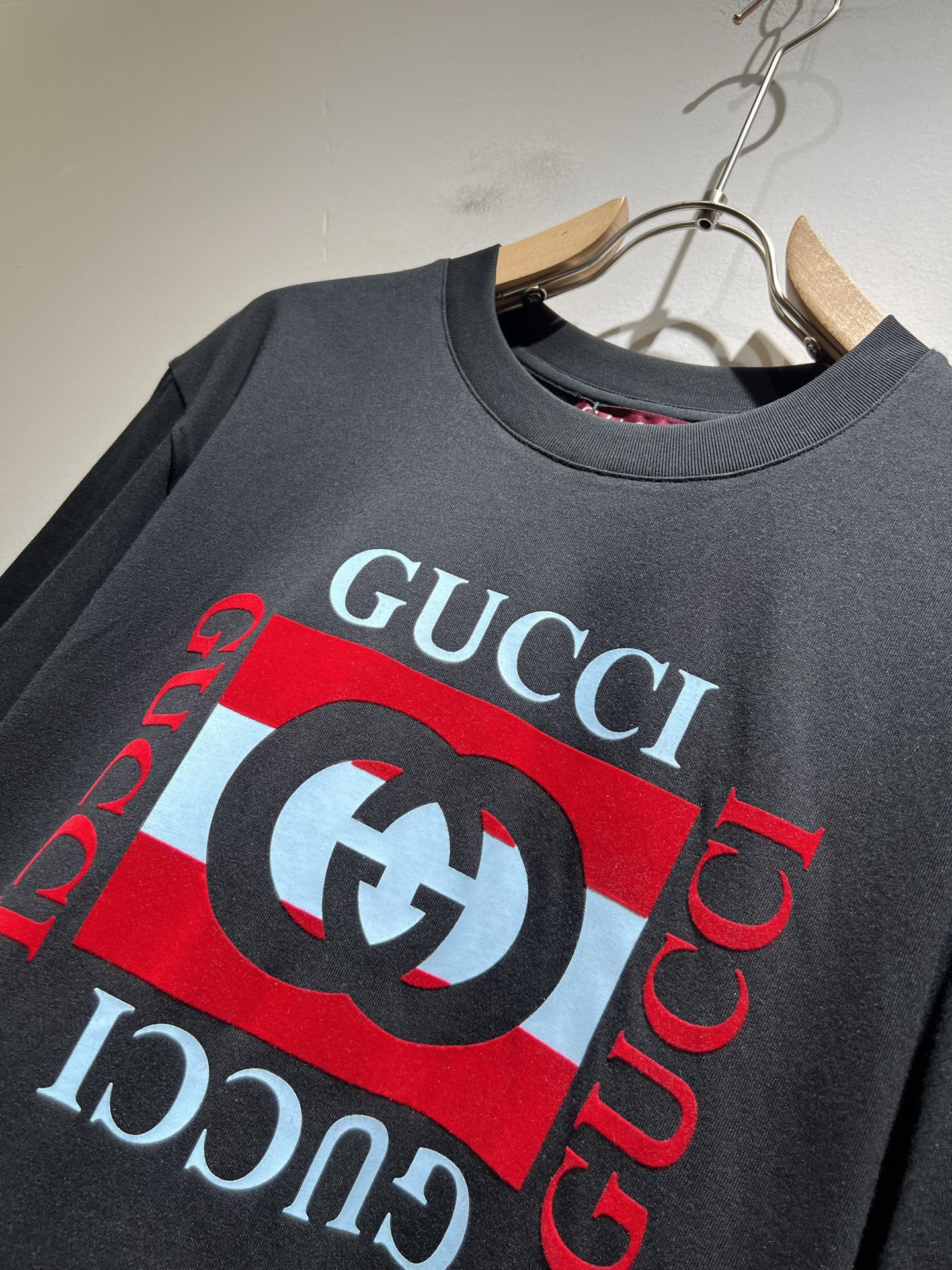 Gucci 2025春夏最新系列 短袖T恤衫服装,男,女 8