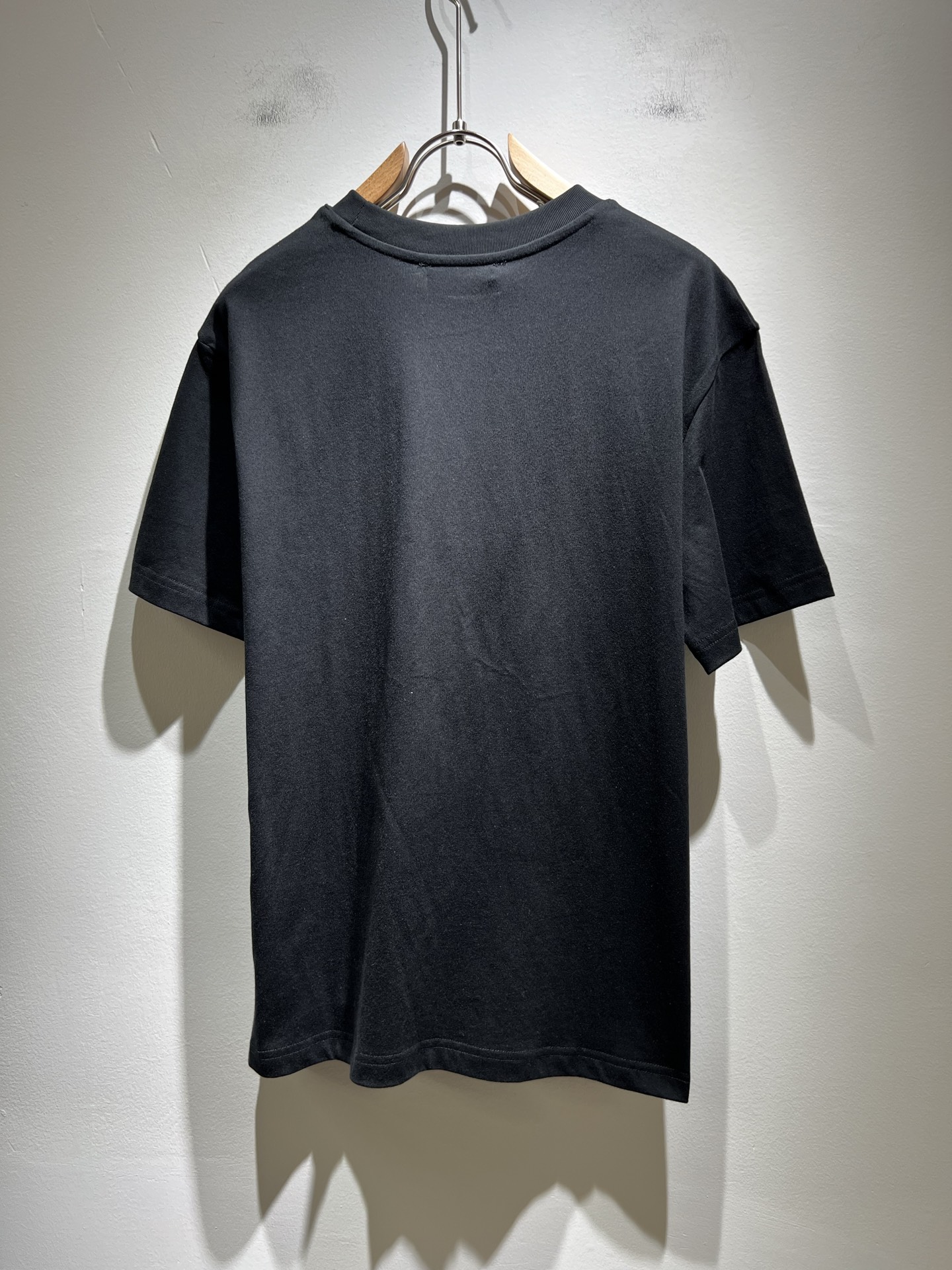 Gucci 2025春夏最新系列 短袖T恤衫服装,男,女 9