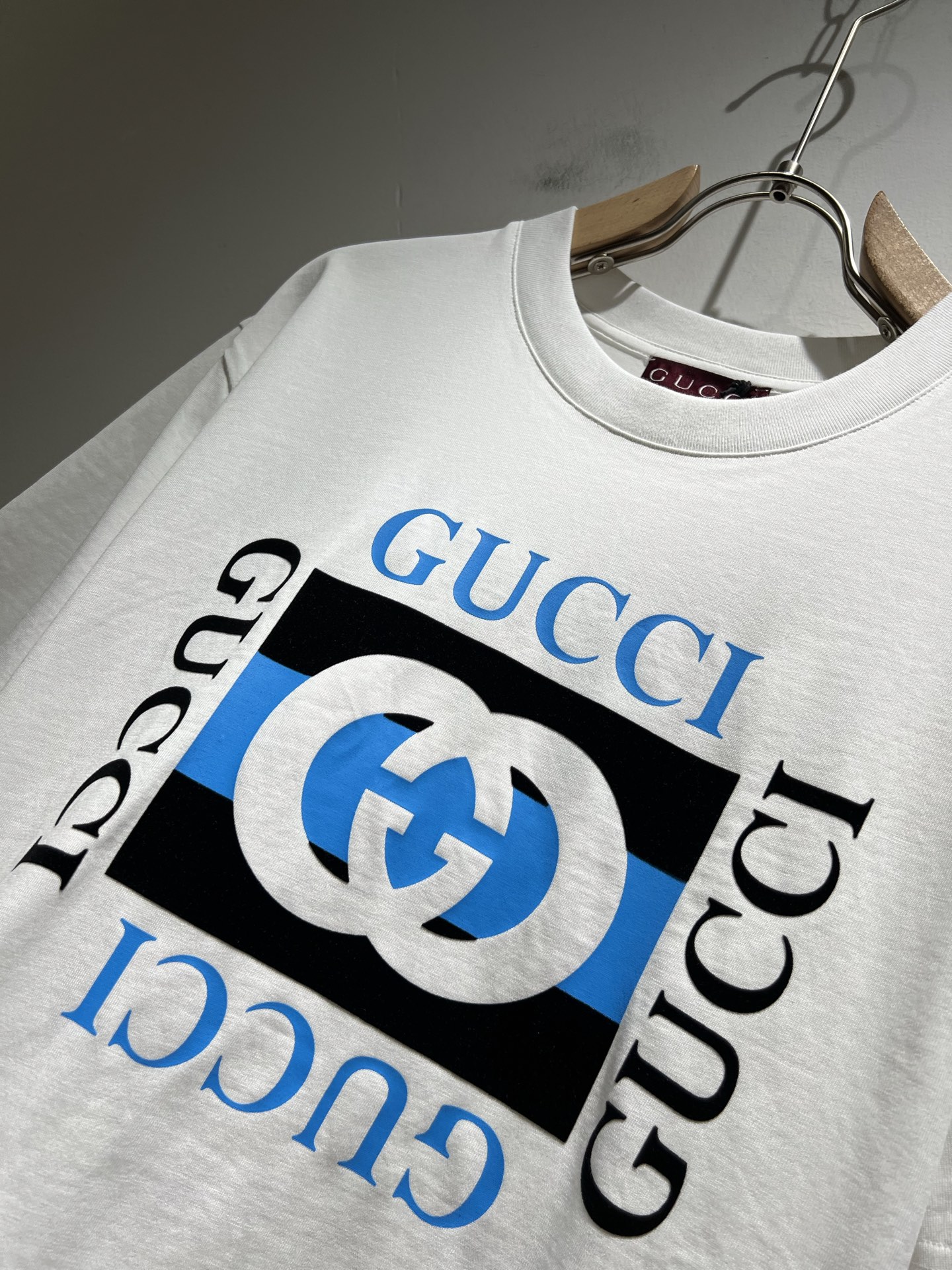 Gucci 2025春夏系列 短袖T恤衫服装,男,女 8