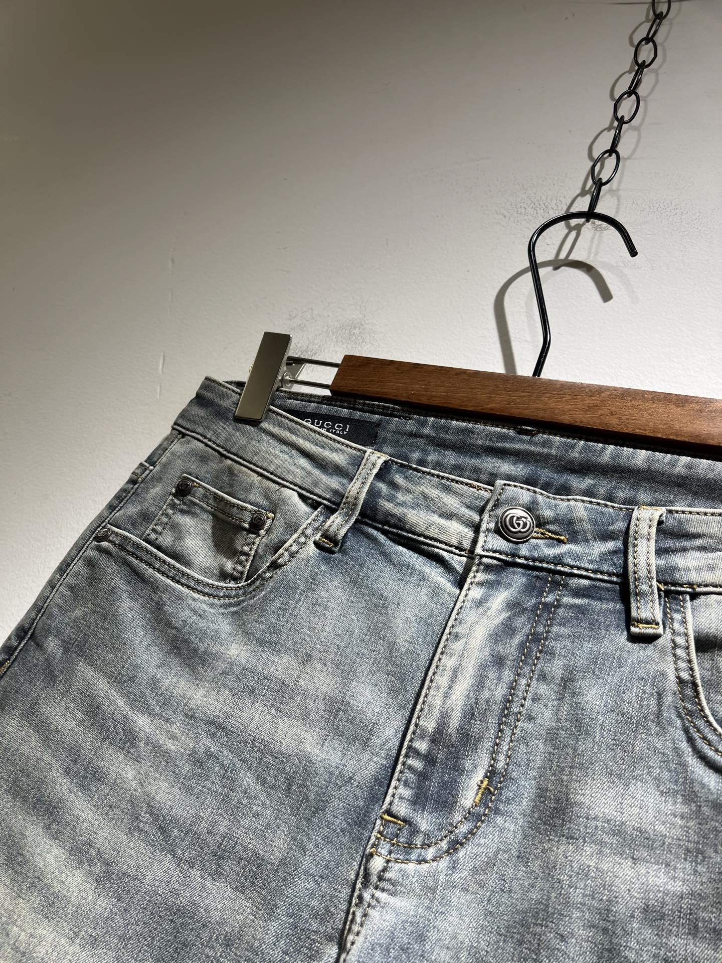 Gucci 2025春夏新品 男士休闲牛仔裤服装,男 4