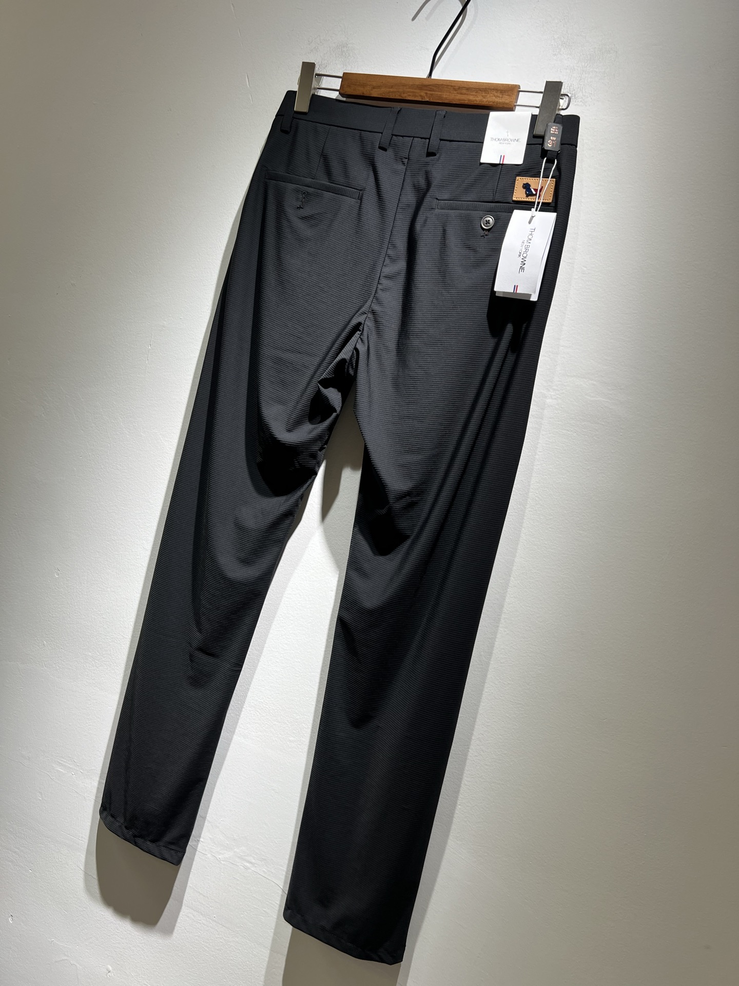 Thom Browne  休闲西裤服装,男 7