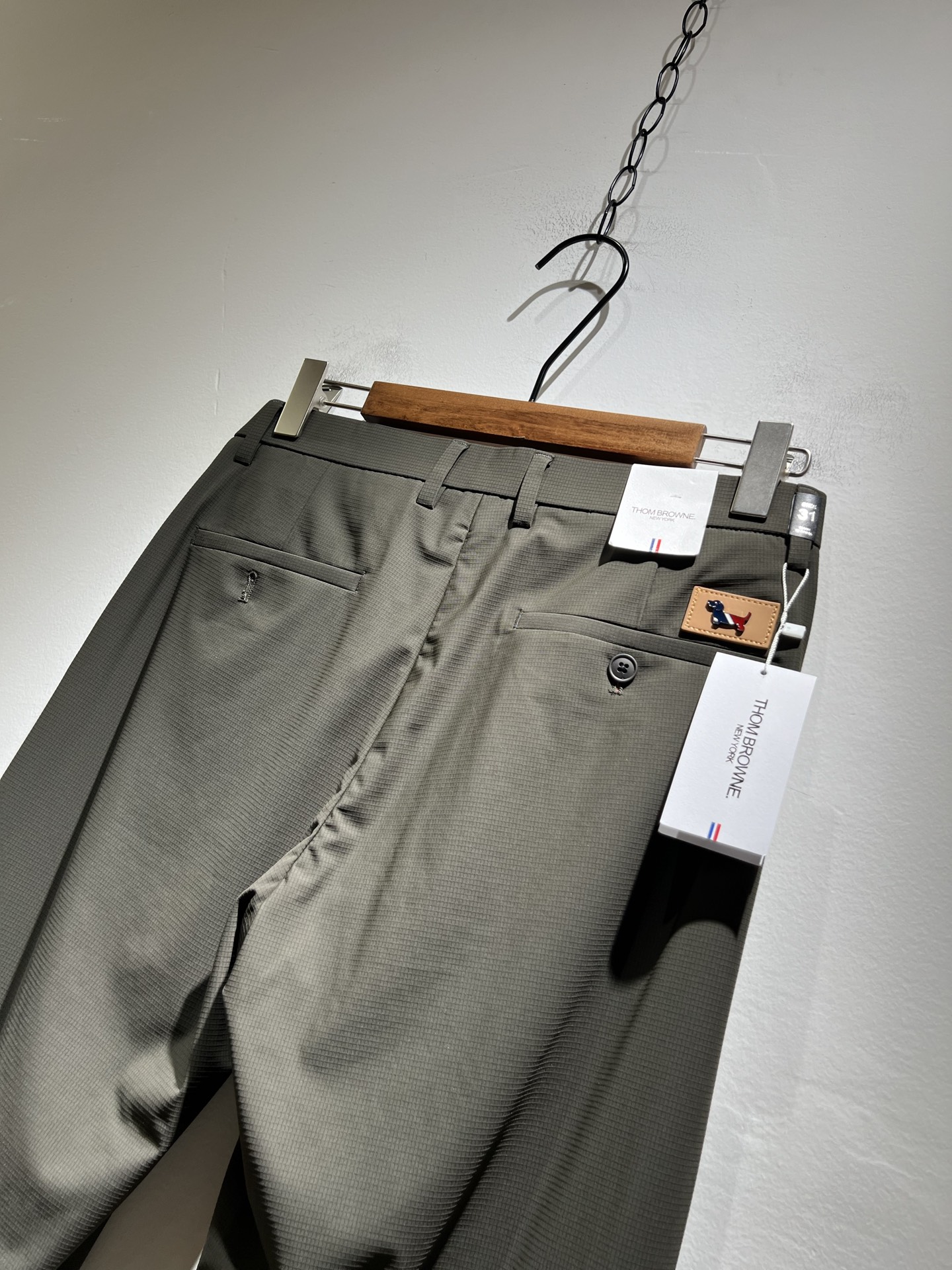 Thom Browne  休闲西裤服装,男 8