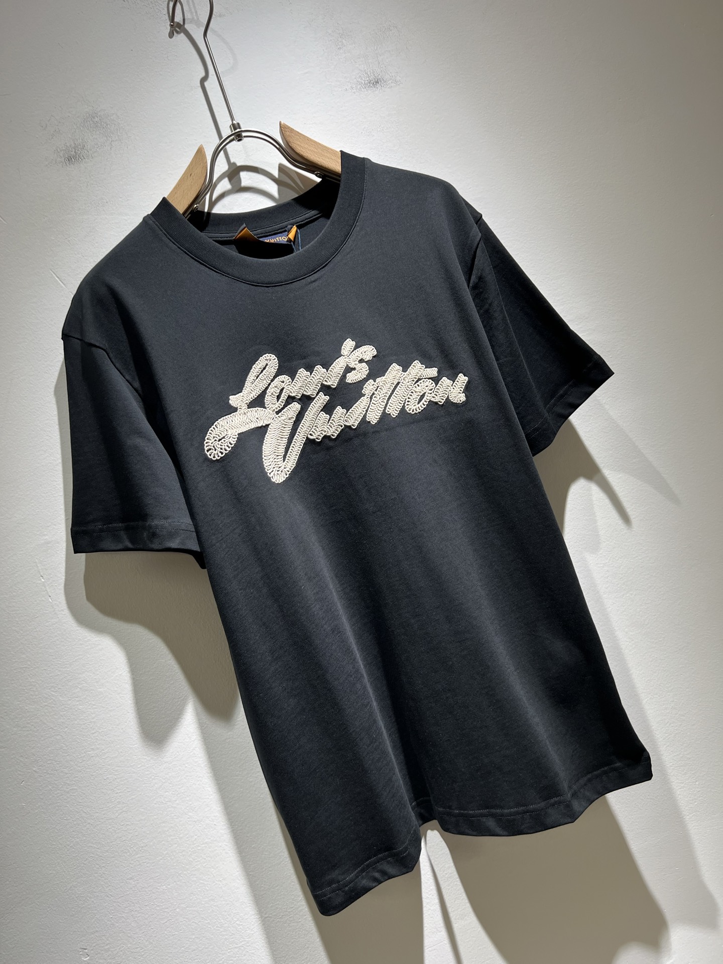 Louis Vuitton 2025春夏全新系列 短袖T恤服装,男,女 2