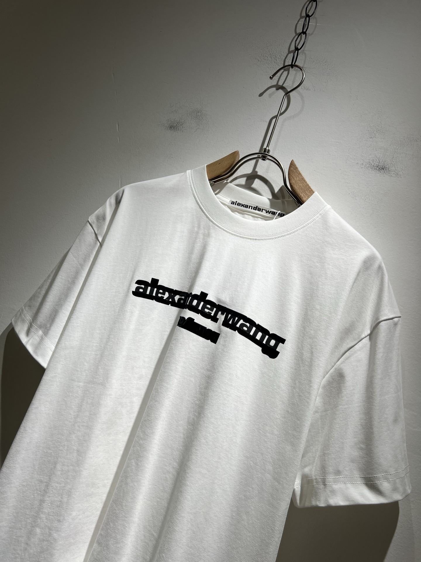 Alexander McQueen 2025春夏款 短袖T恤服装,男,女 3