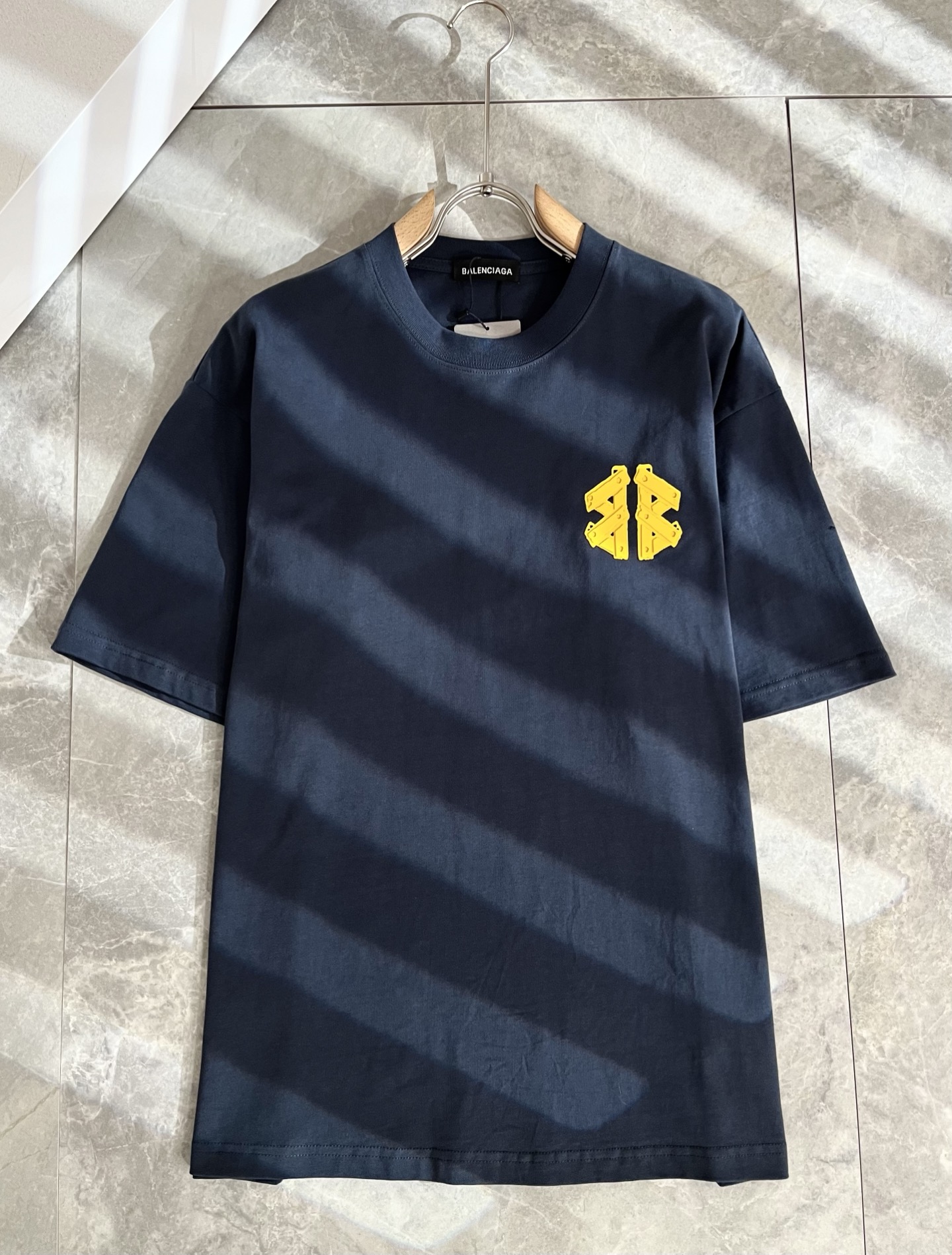 BALENCIA 2025春夏 短袖T恤衫服装,男,女 2