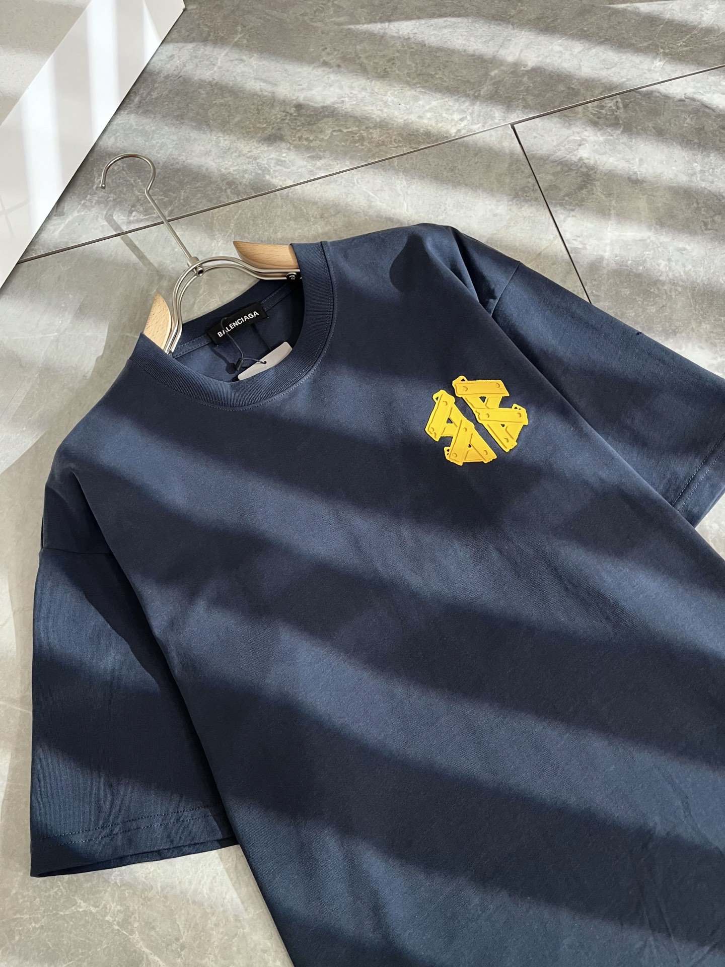 BALENCIA 2025春夏 短袖T恤衫服装,男,女 5