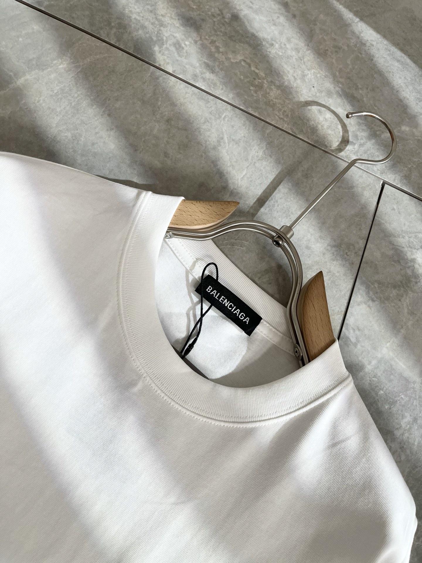 BALENCIA 2025春夏 短袖T恤衫服装,男,女 7