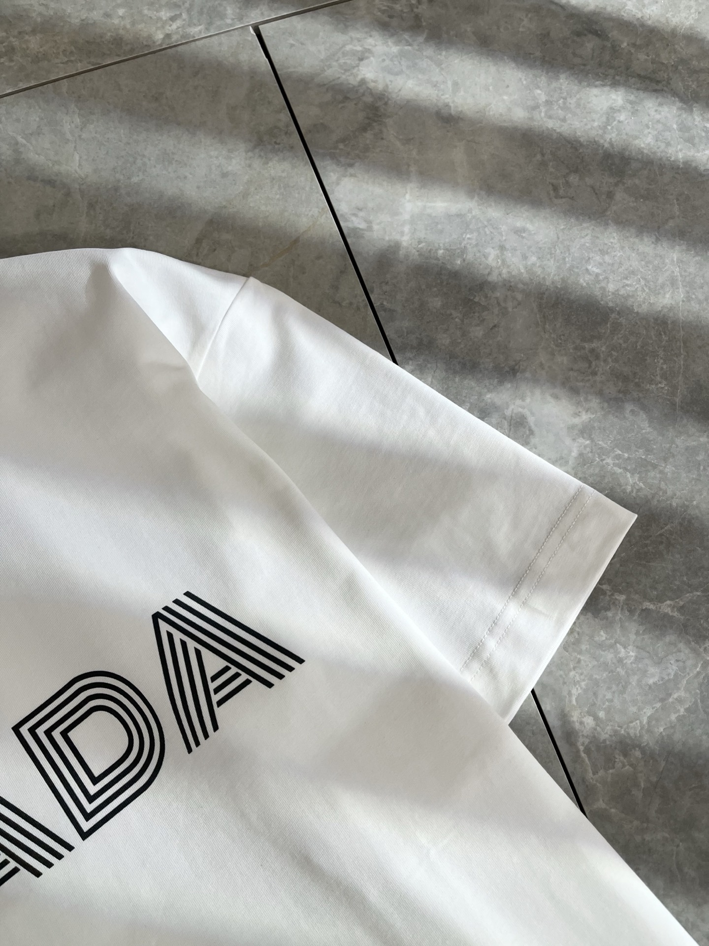 Prada  短袖T恤服装,男,女 6