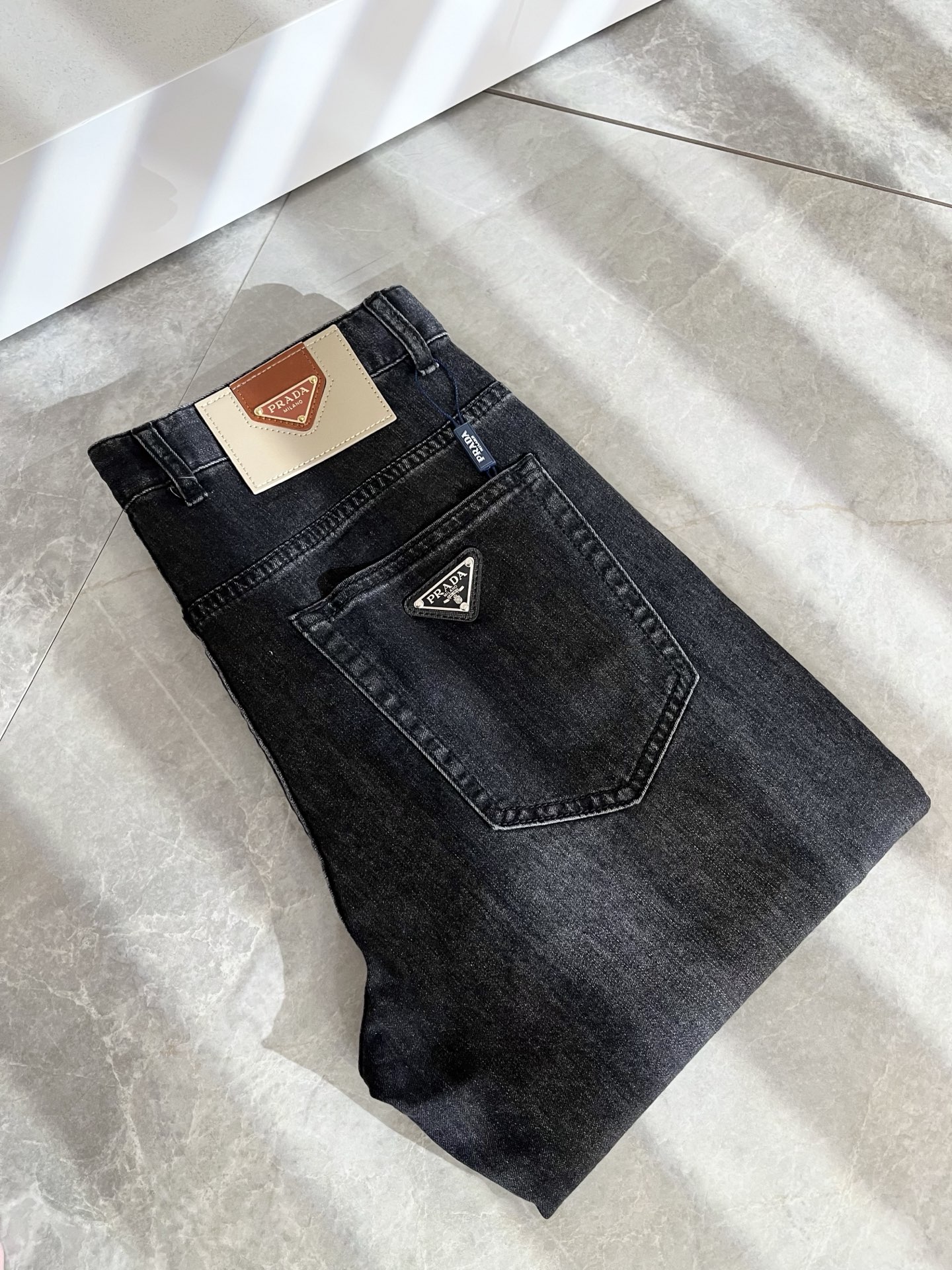 Prada  牛仔裤服装 1