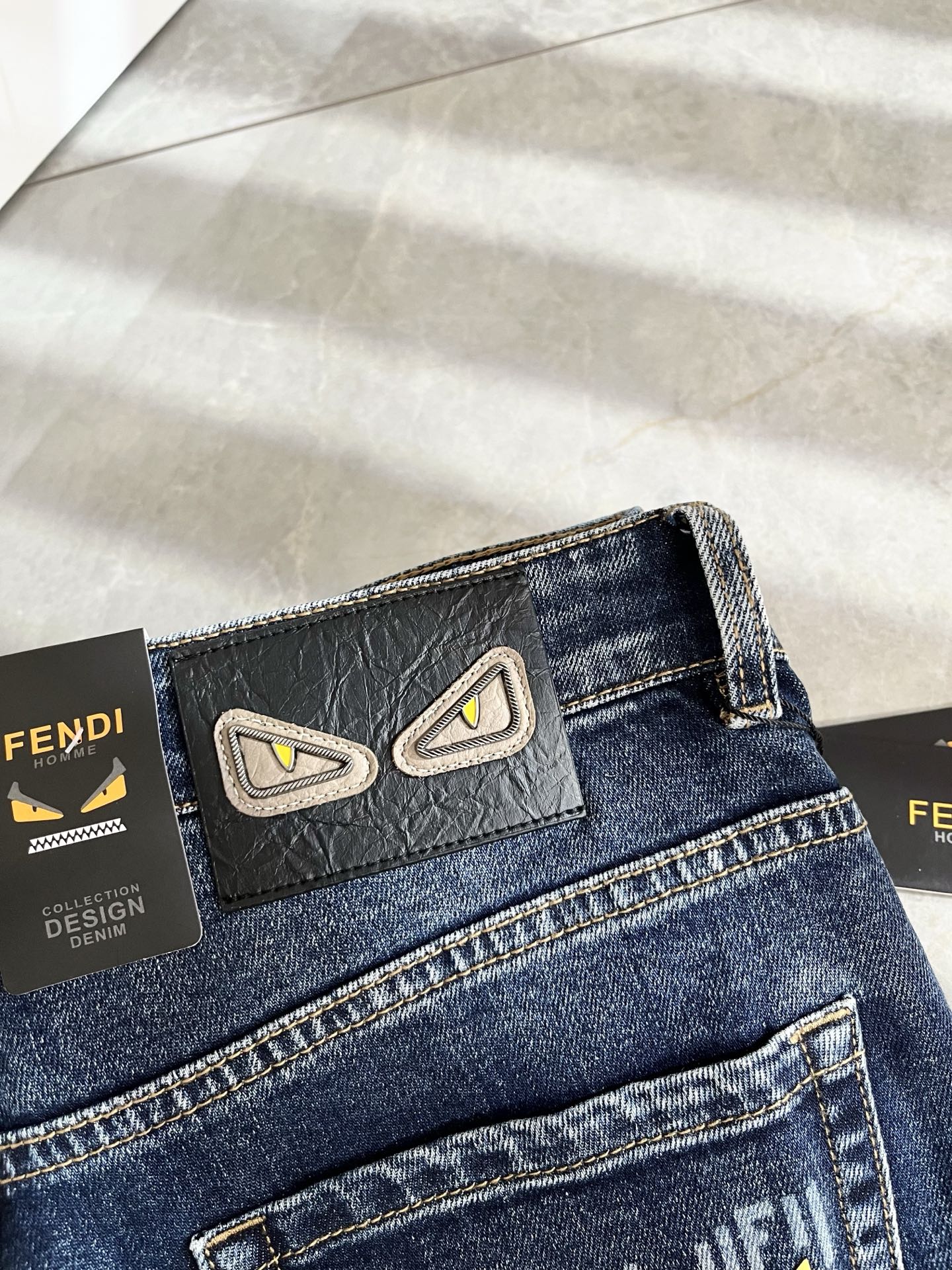 Fendi  牛仔裤服装 8