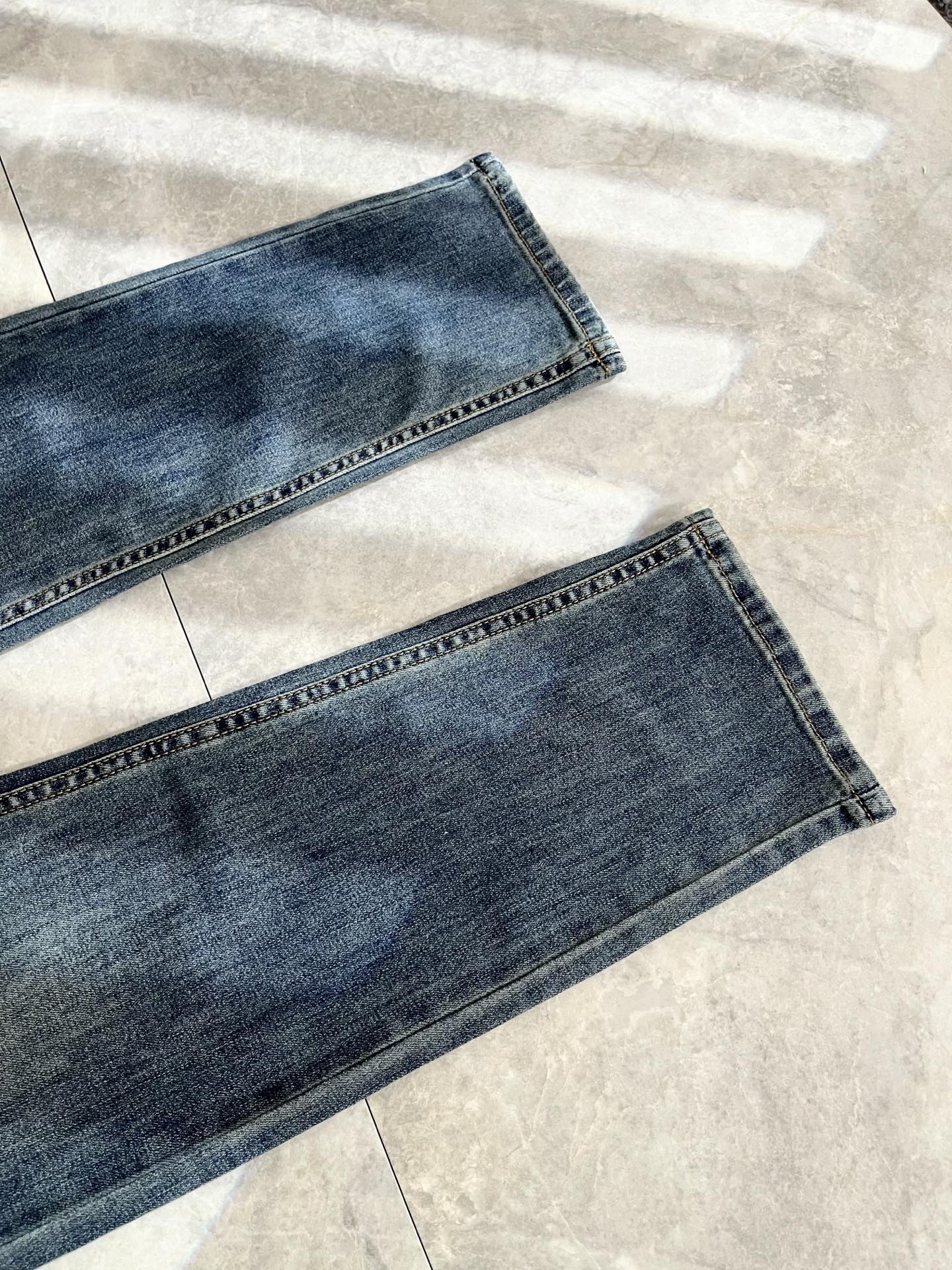 Prada  牛仔裤服装 5