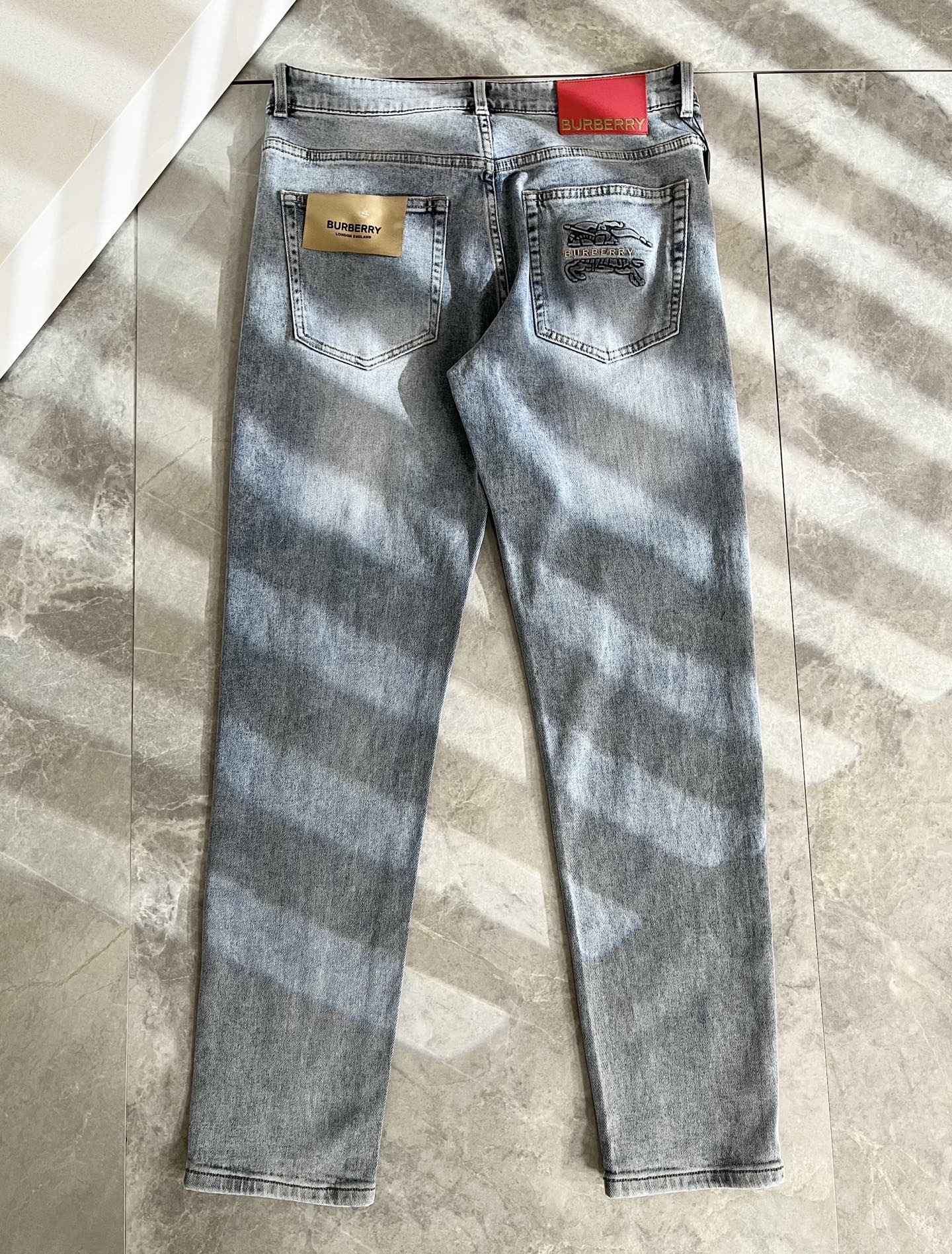 BURBERRY  牛仔裤服装,男 3