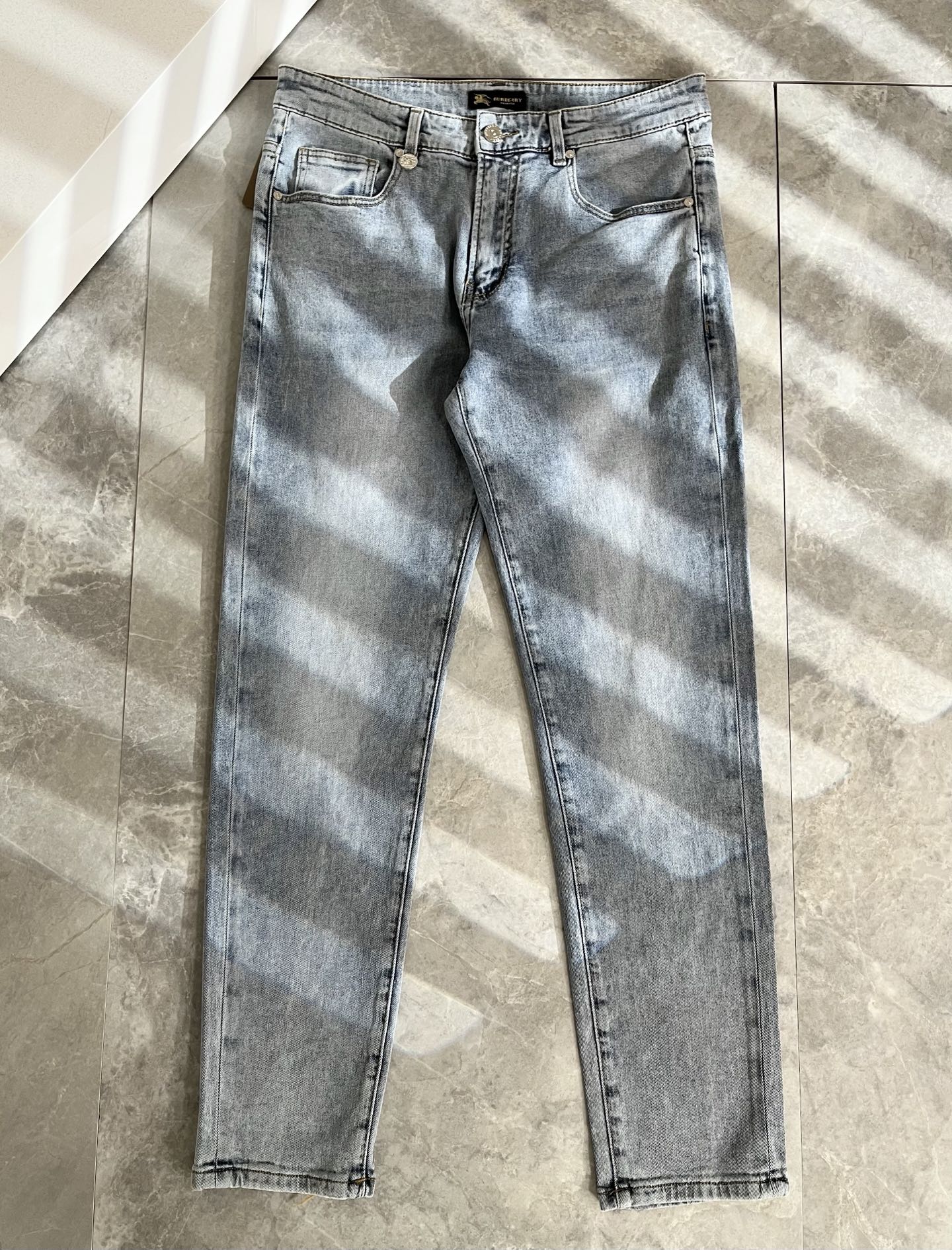 BURBERRY  牛仔裤服装,男 2