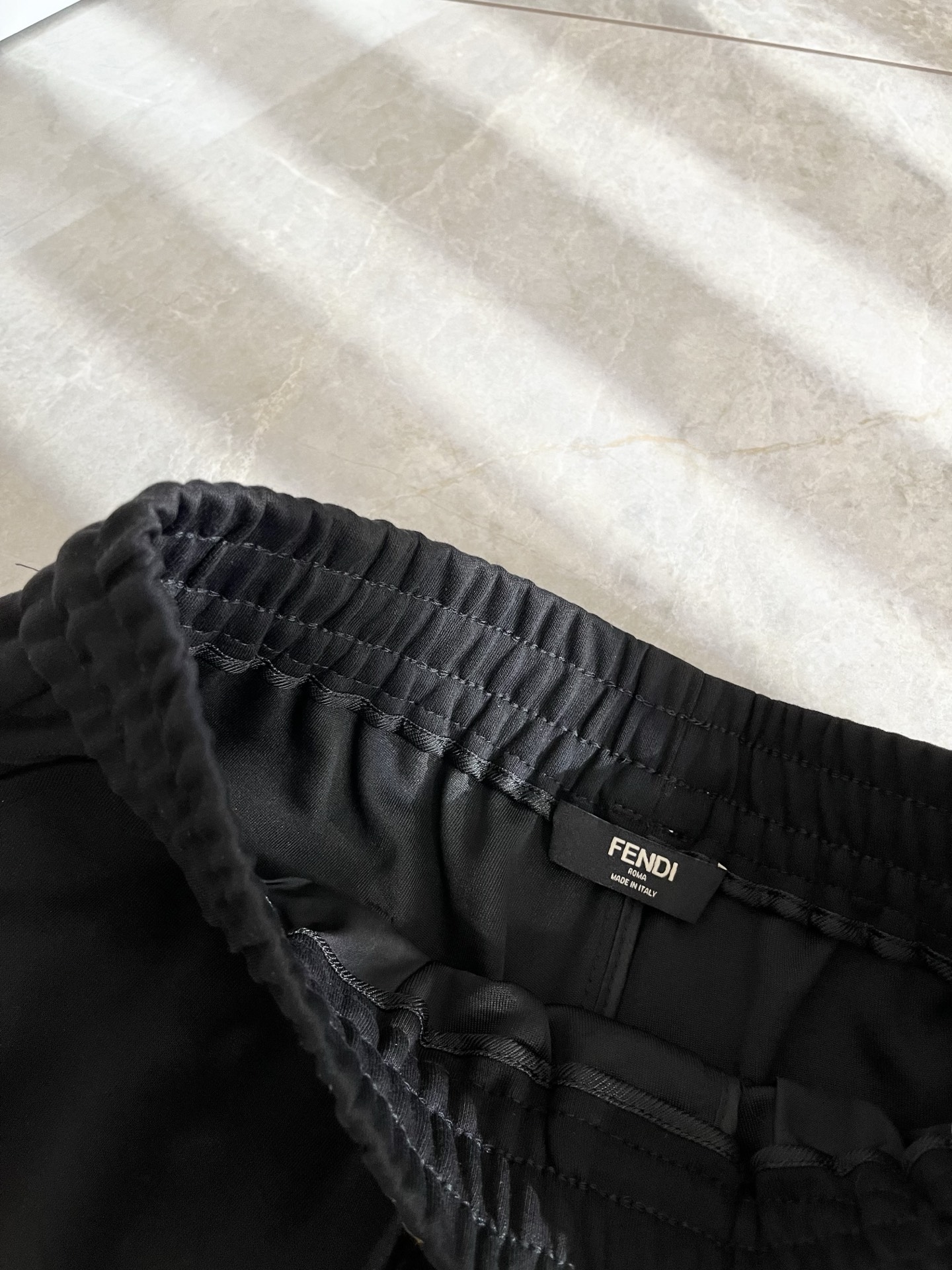 Fendi  休闲短裤服装 7