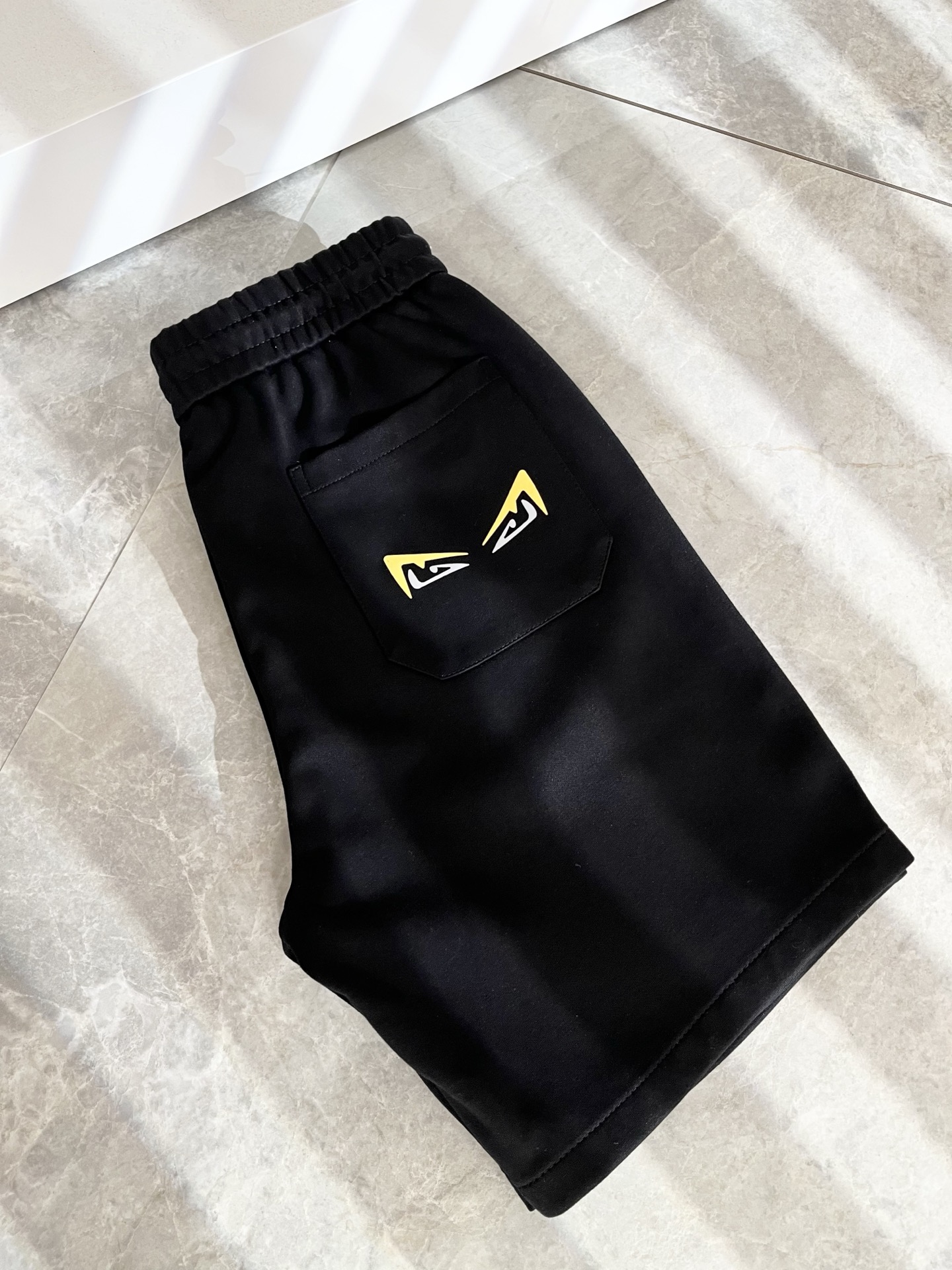 Fendi  休闲短裤服装 2