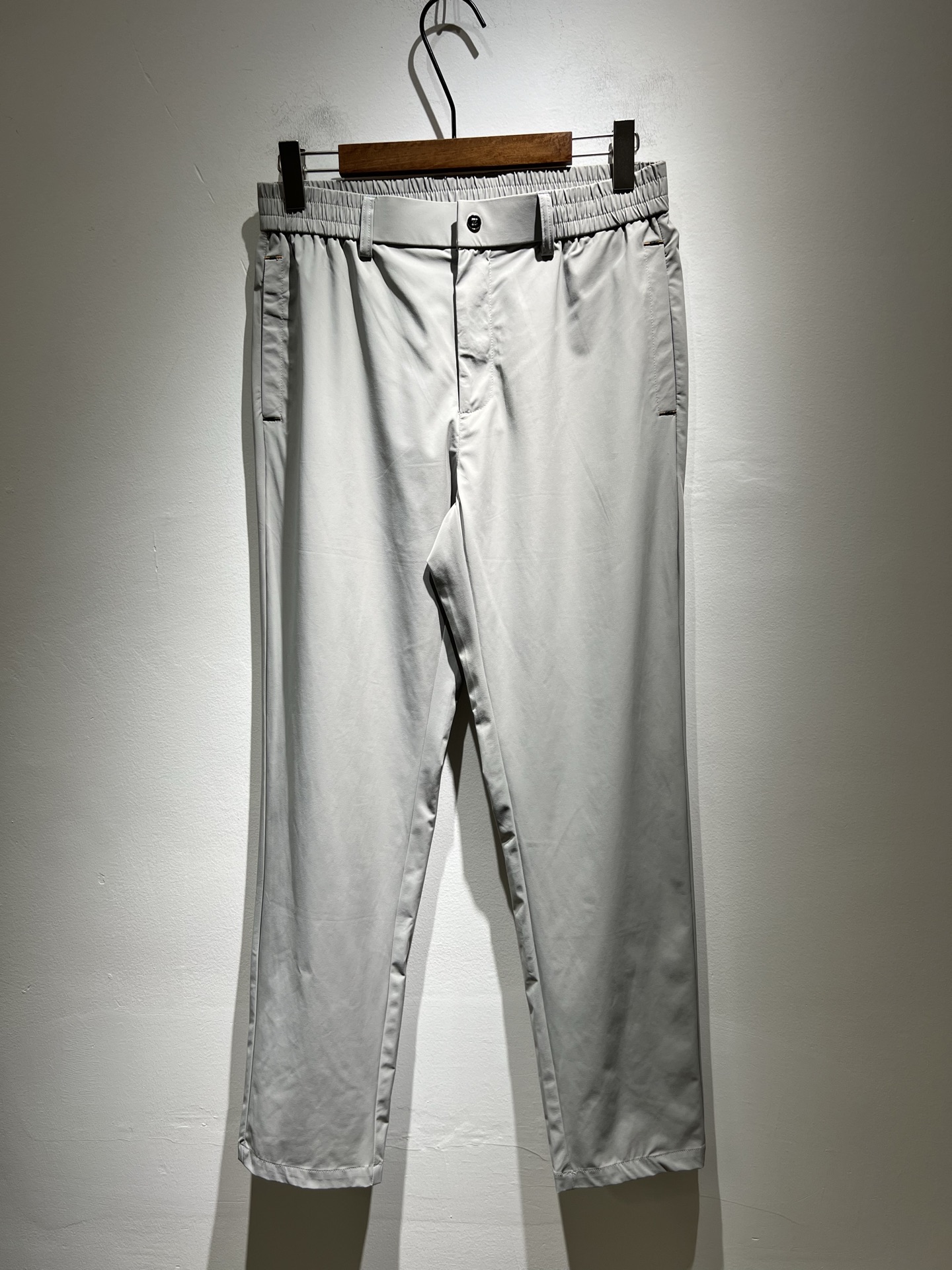 Ermenegildo Zeg*a杰*亚 2025春夏新款男士休闲裤，压轴的渠道货...